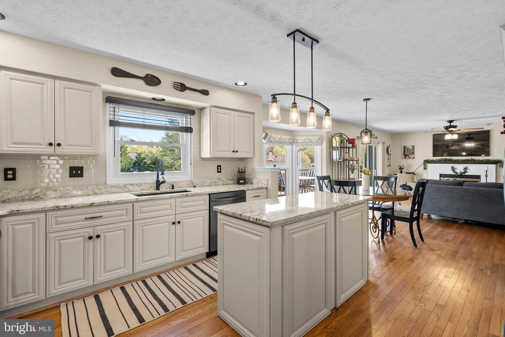 7603 Barkwood Ct