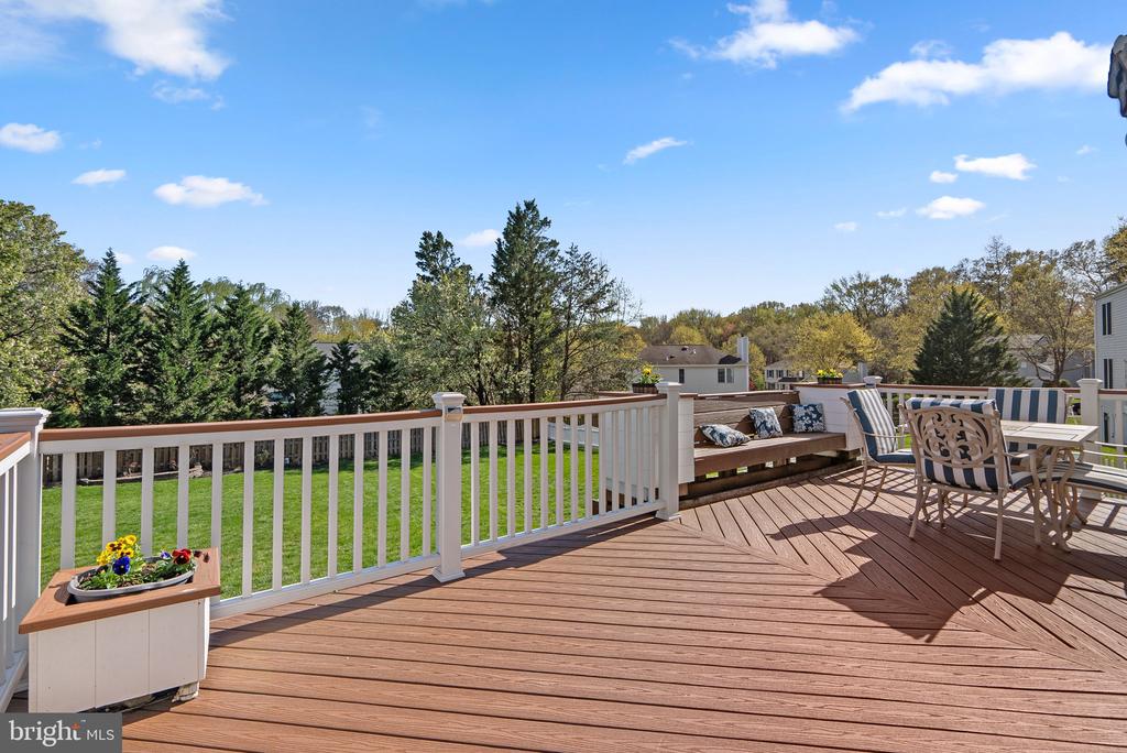 7603 Barkwood Ct