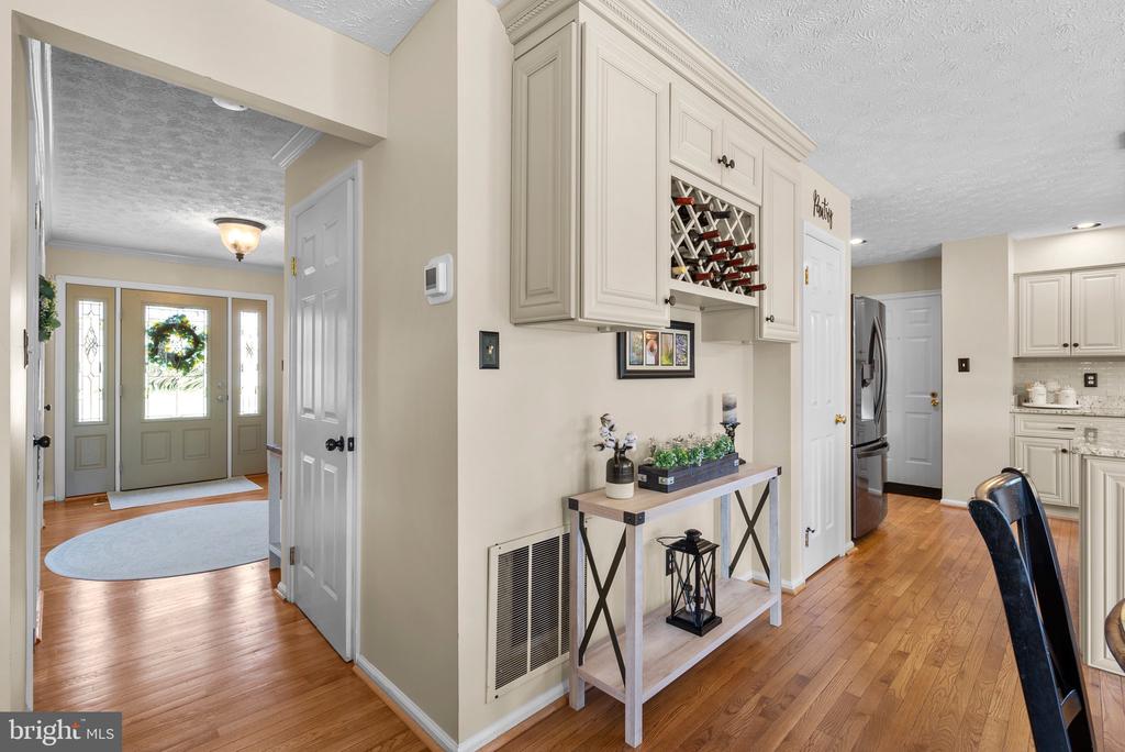 7603 Barkwood Ct