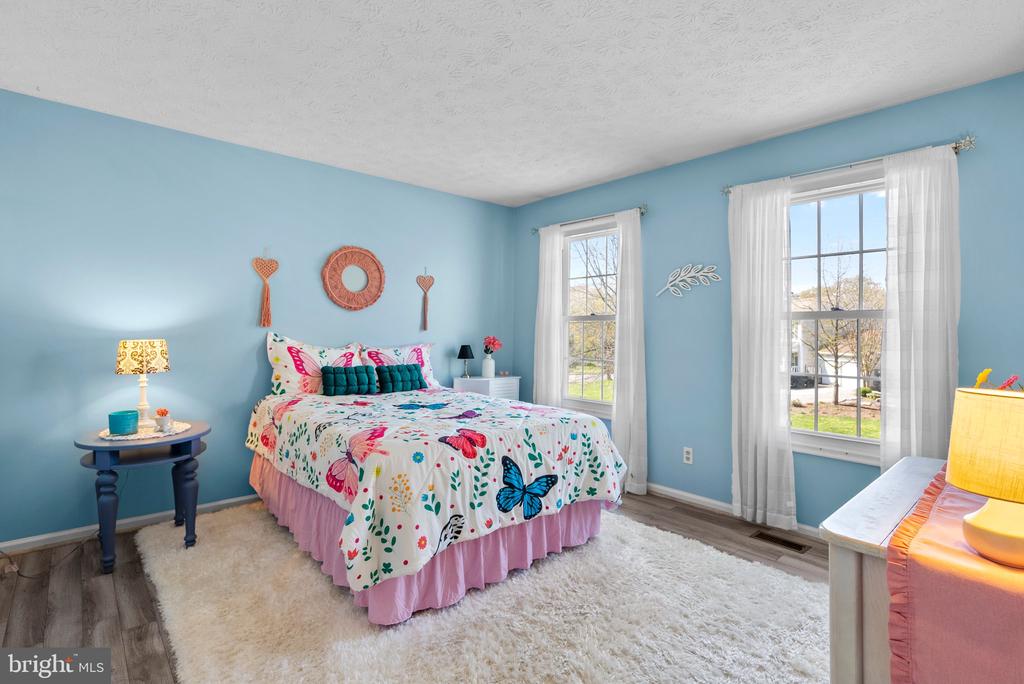 7603 Barkwood Ct