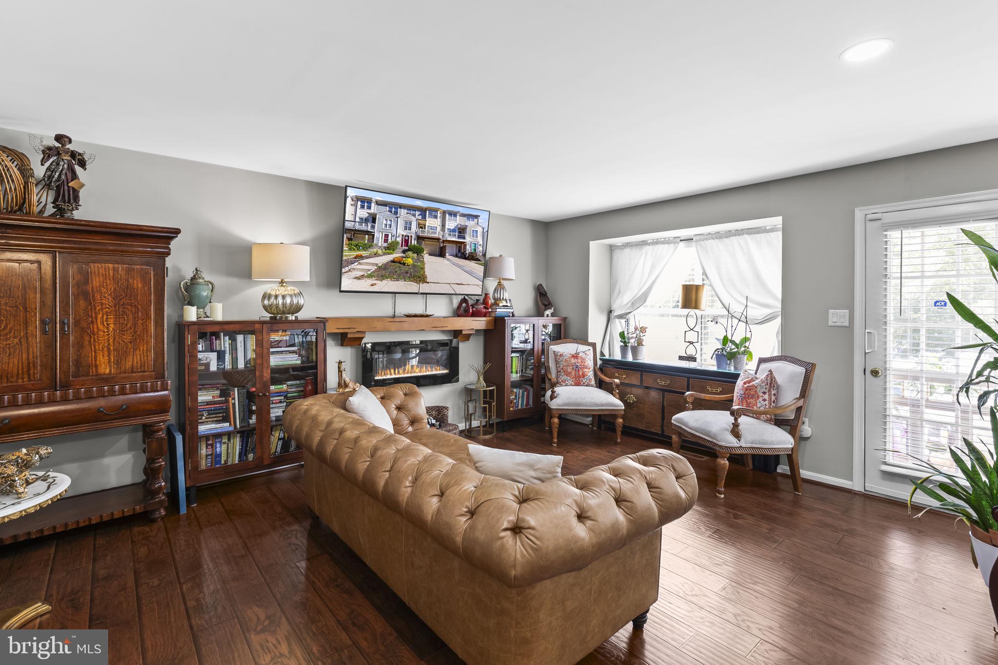 7914 CHAPEL COVE DRIVE