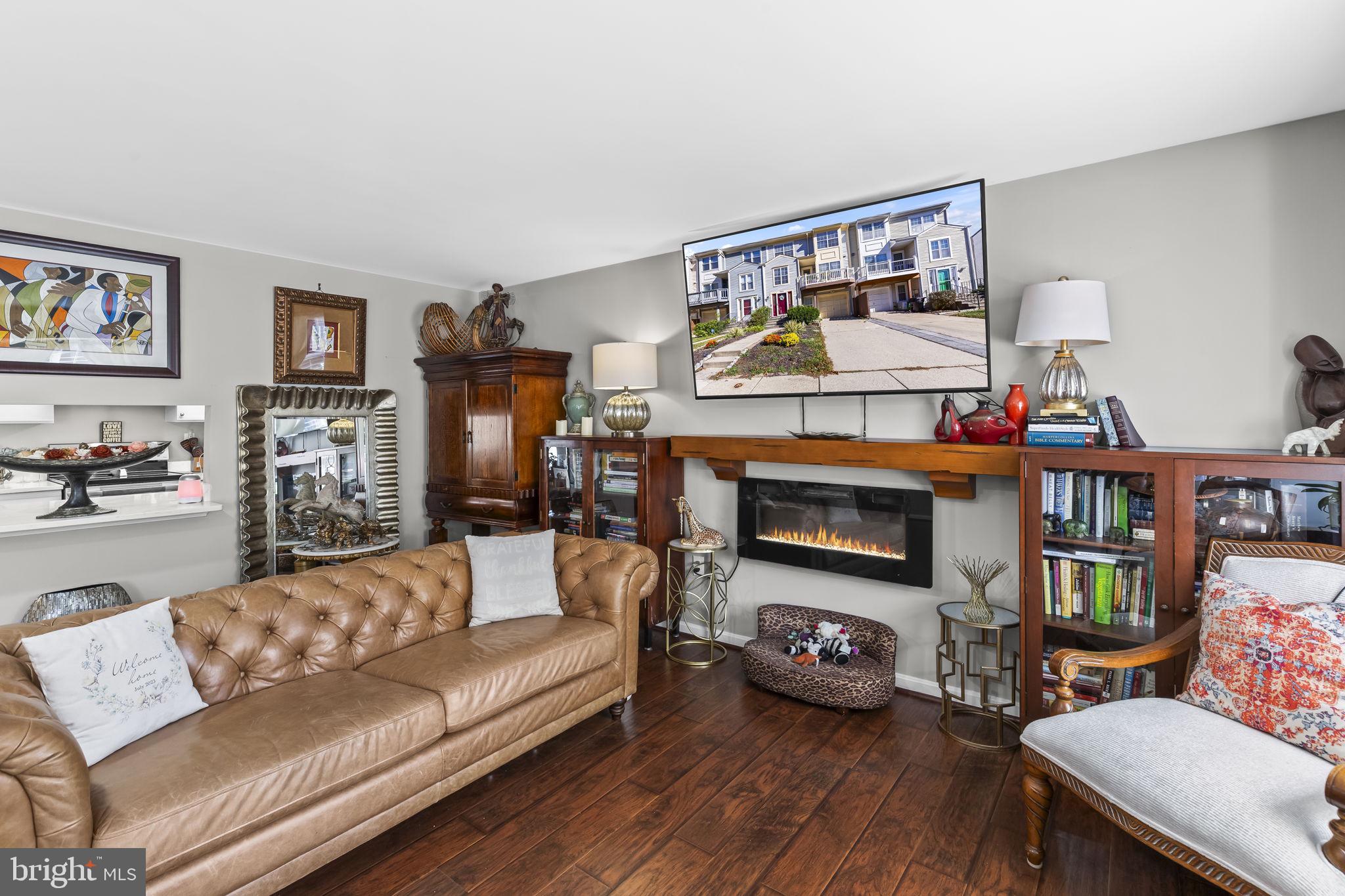 7914 CHAPEL COVE DRIVE