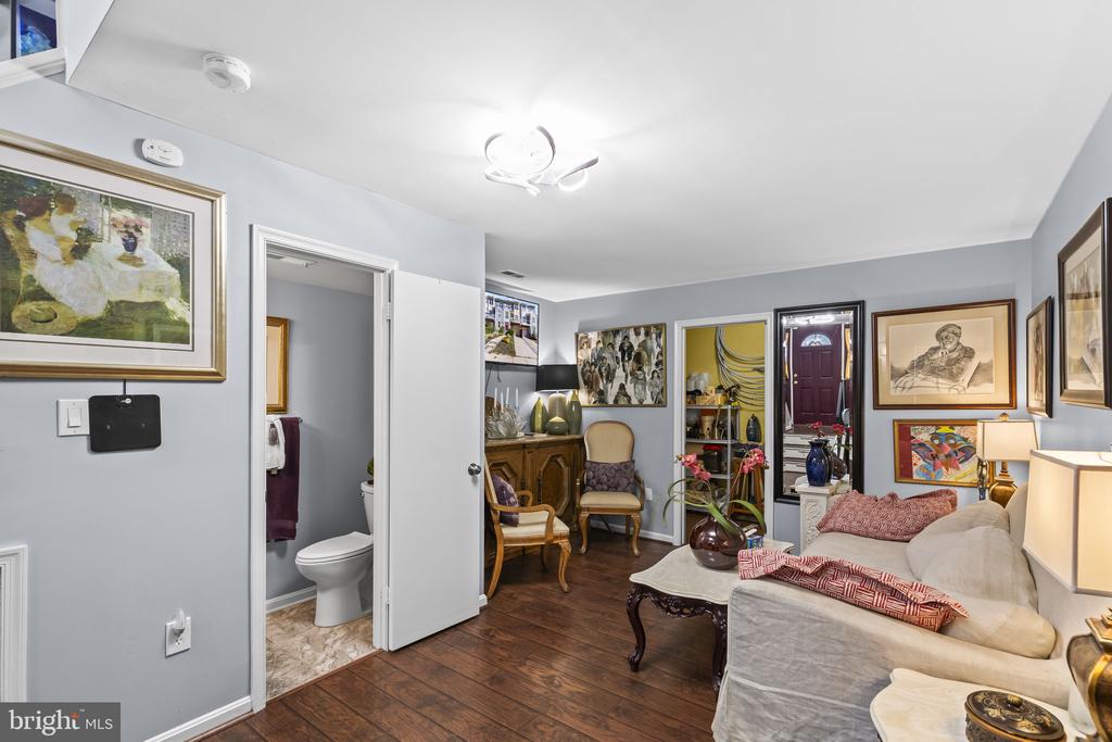 7914 CHAPEL COVE DRIVE