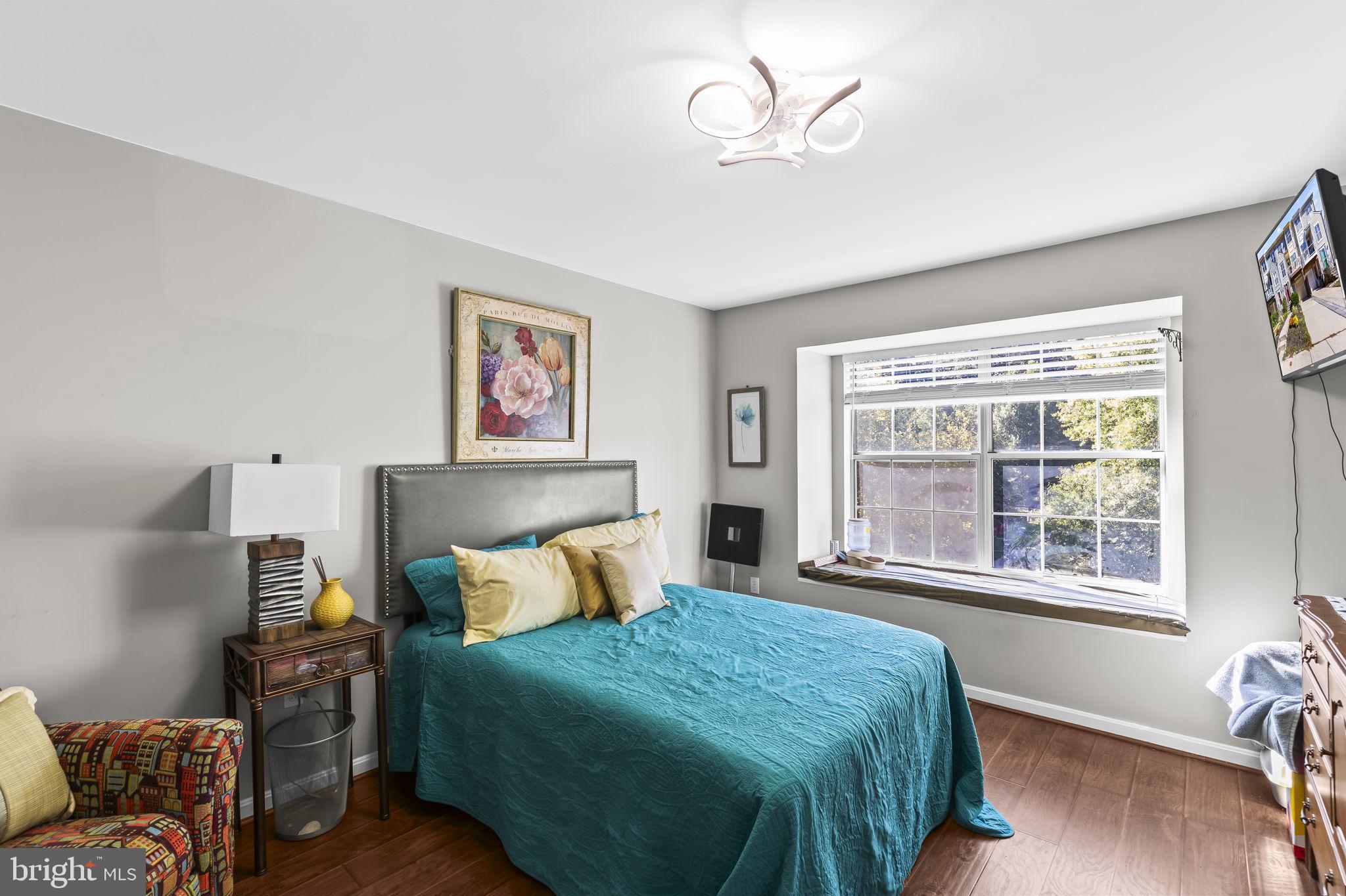 7914 CHAPEL COVE DRIVE