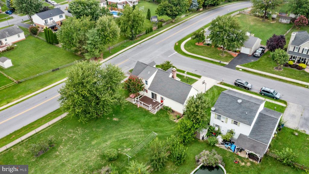 125 Sherris Way