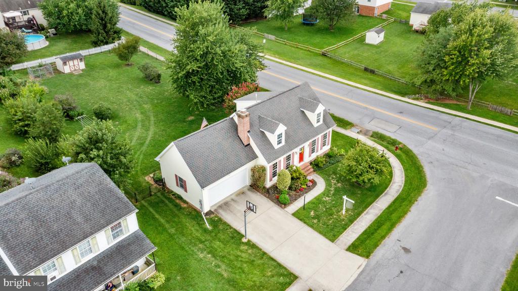125 Sherris Way