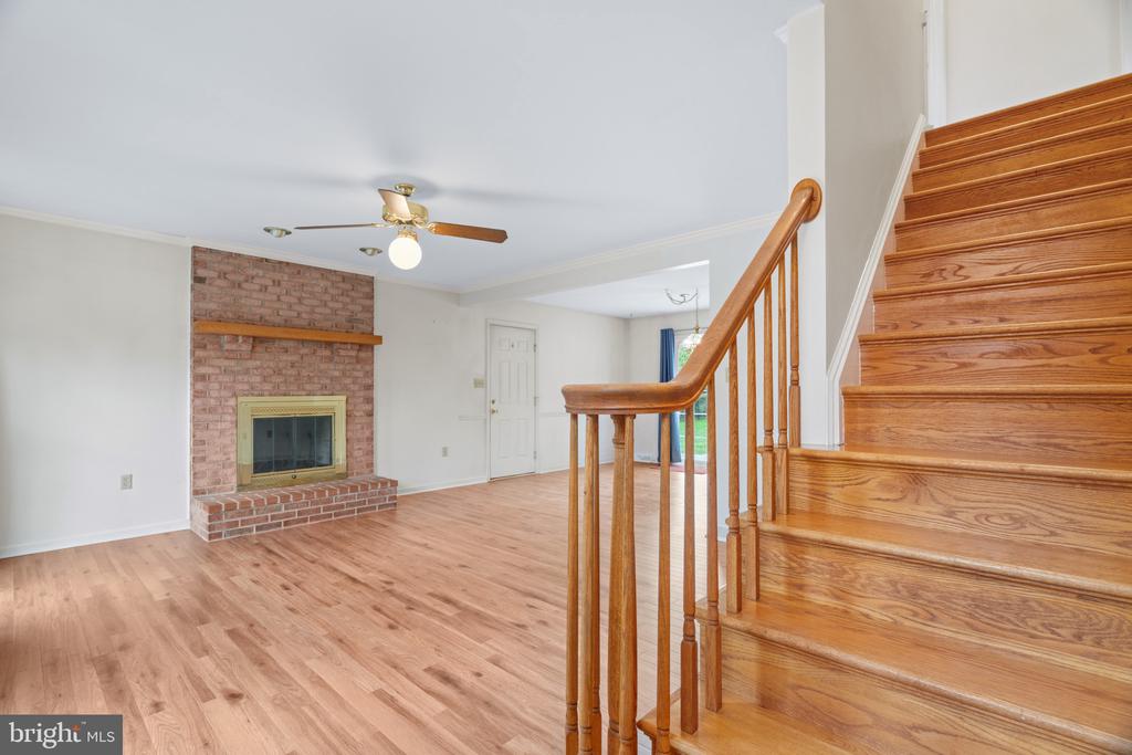 125 Sherris Way