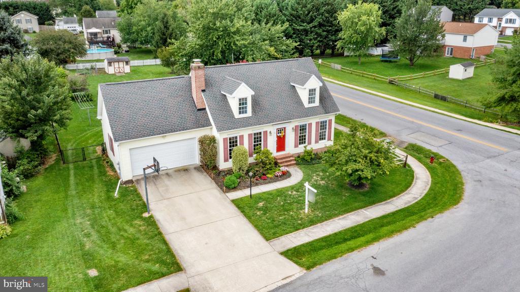 125 Sherris Way