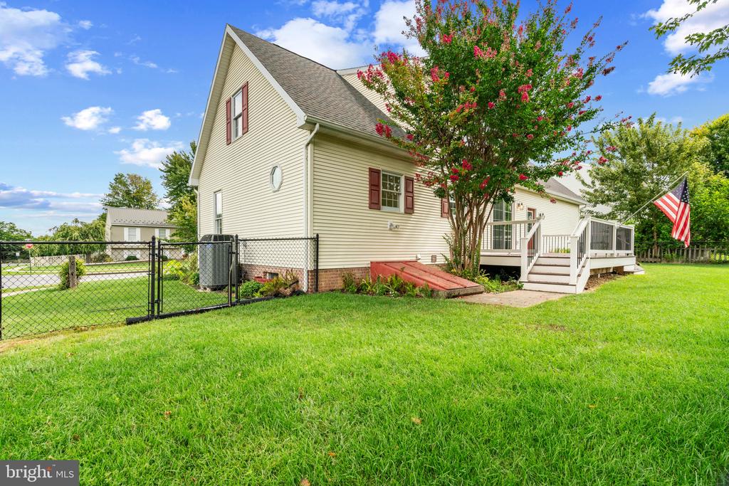 125 Sherris Way