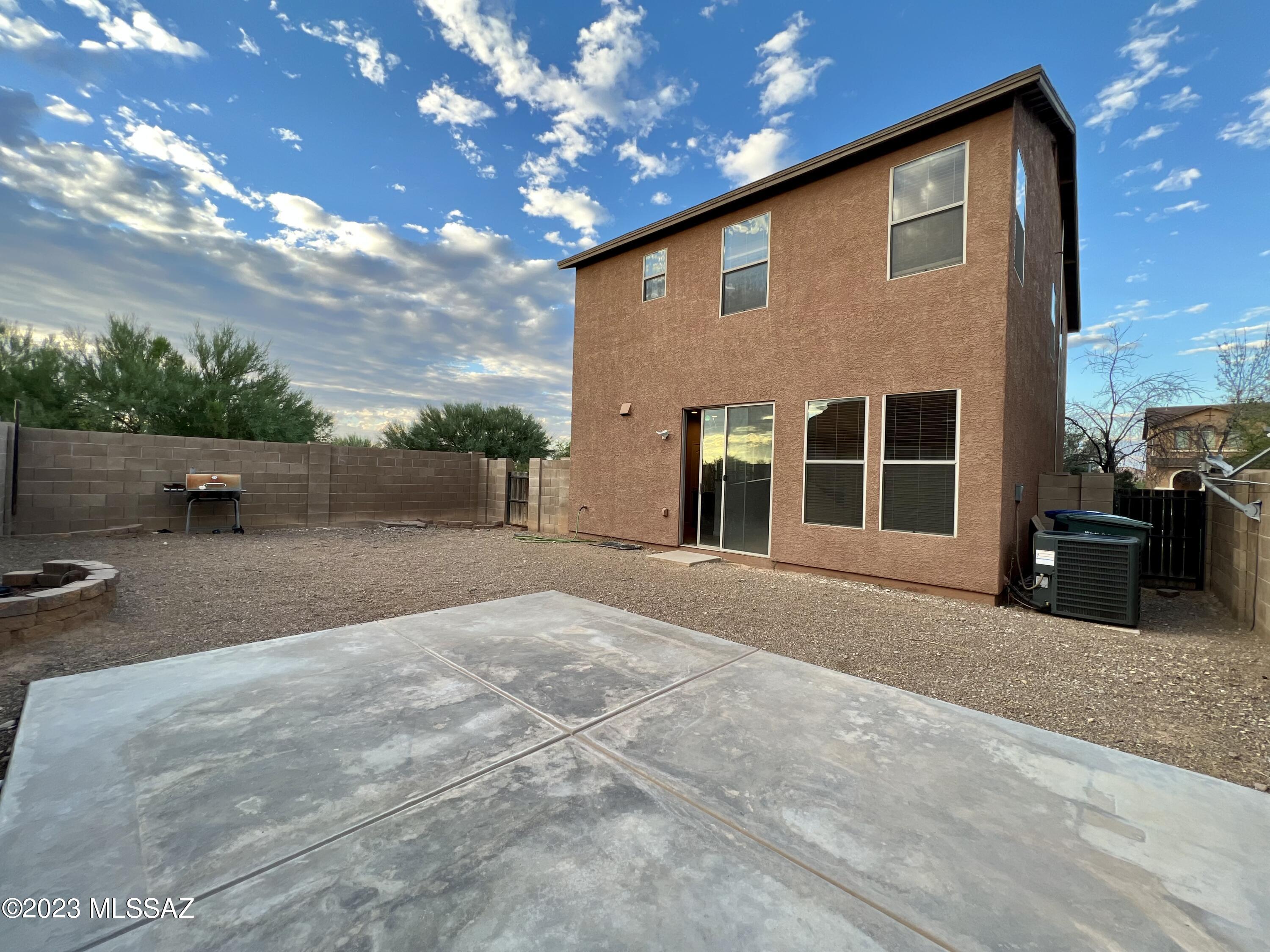 6928 S Ladys Thumb Lane