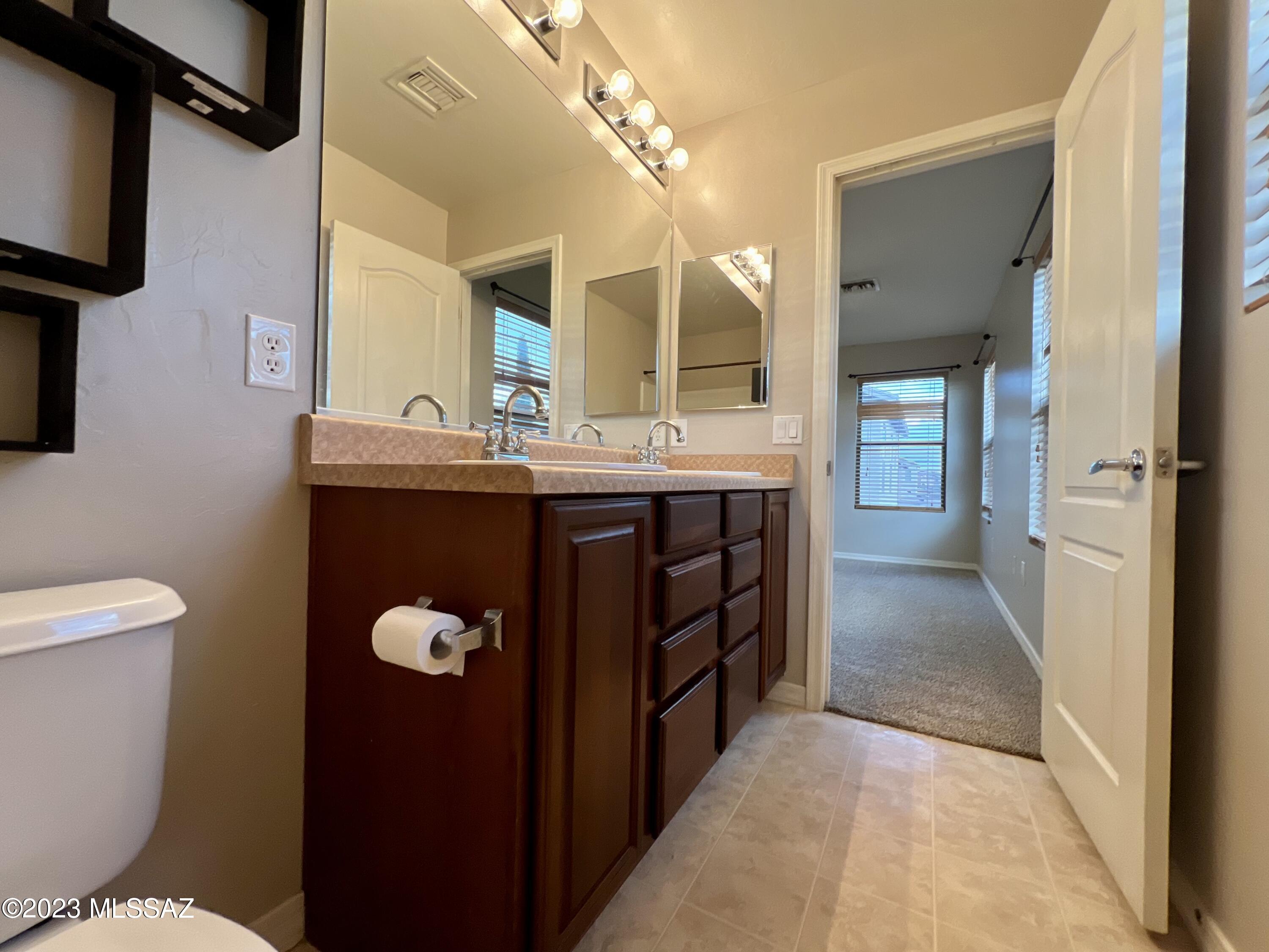 6928 S Ladys Thumb Lane