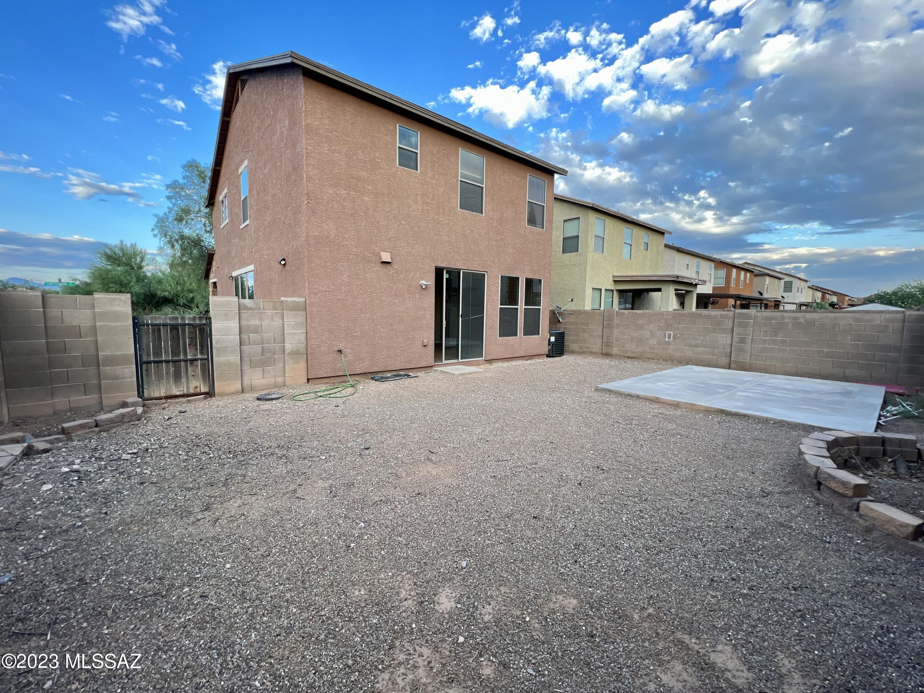 6928 S Ladys Thumb Lane