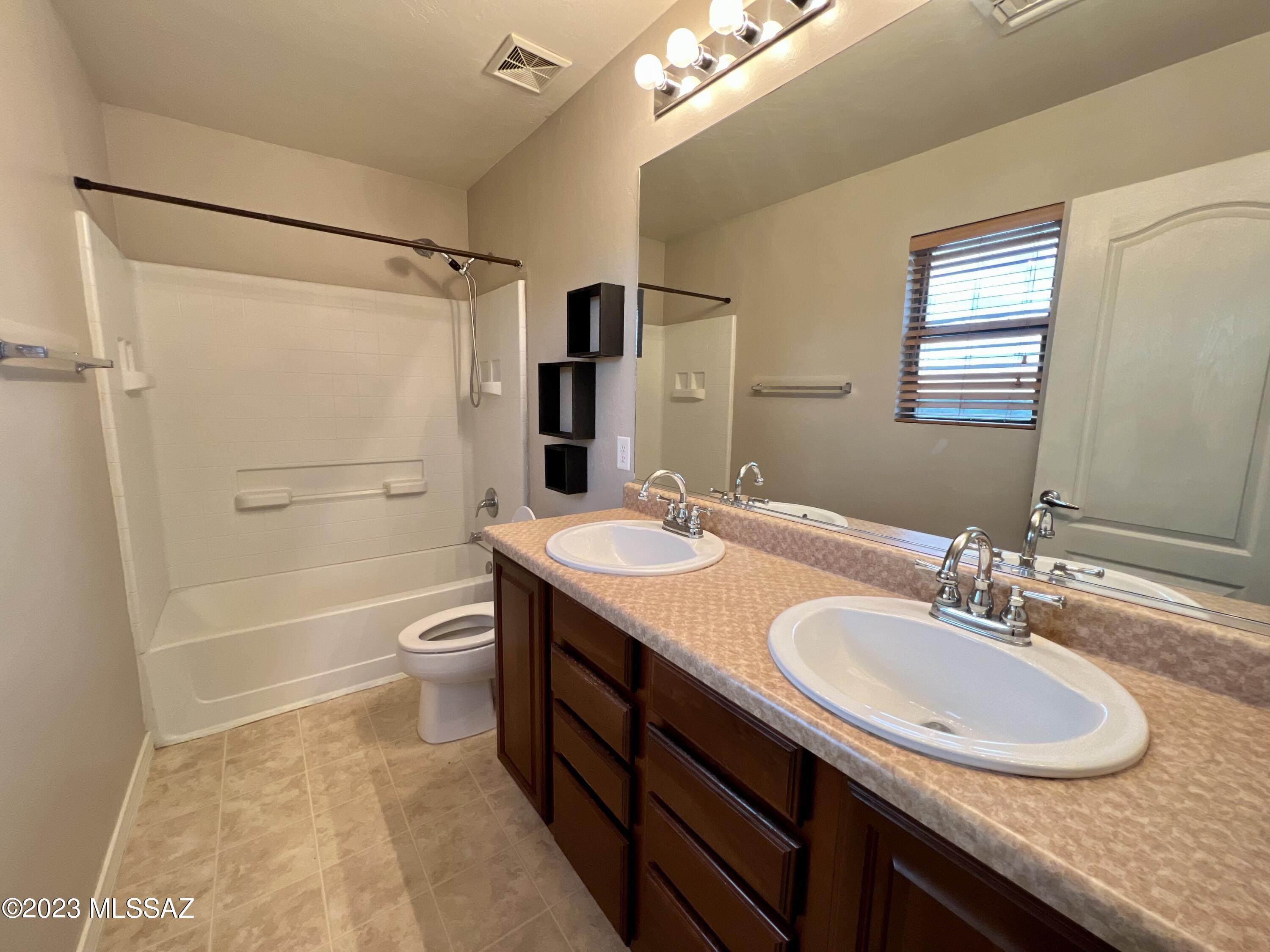 6928 S Ladys Thumb Lane