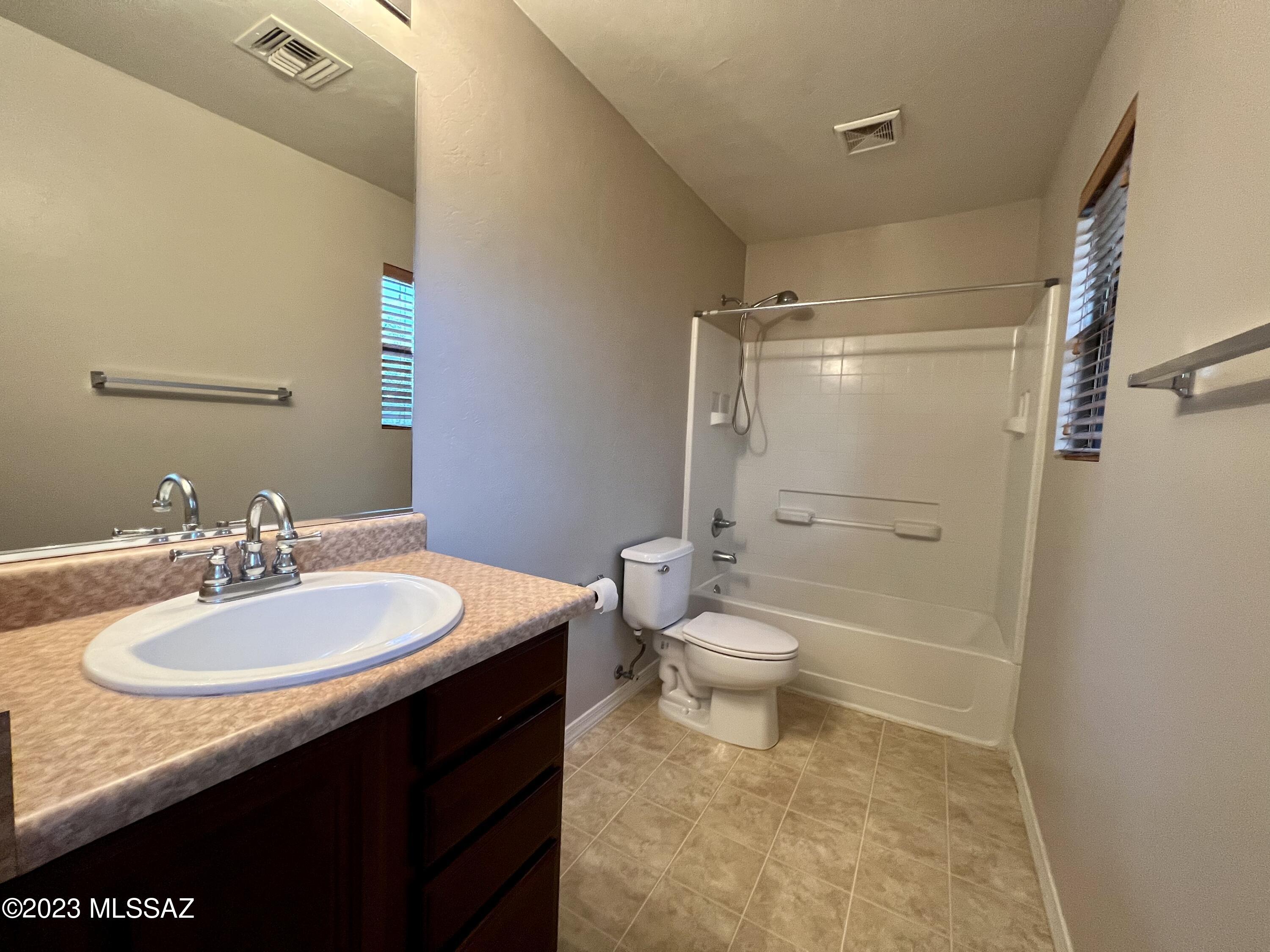 6928 S Ladys Thumb Lane