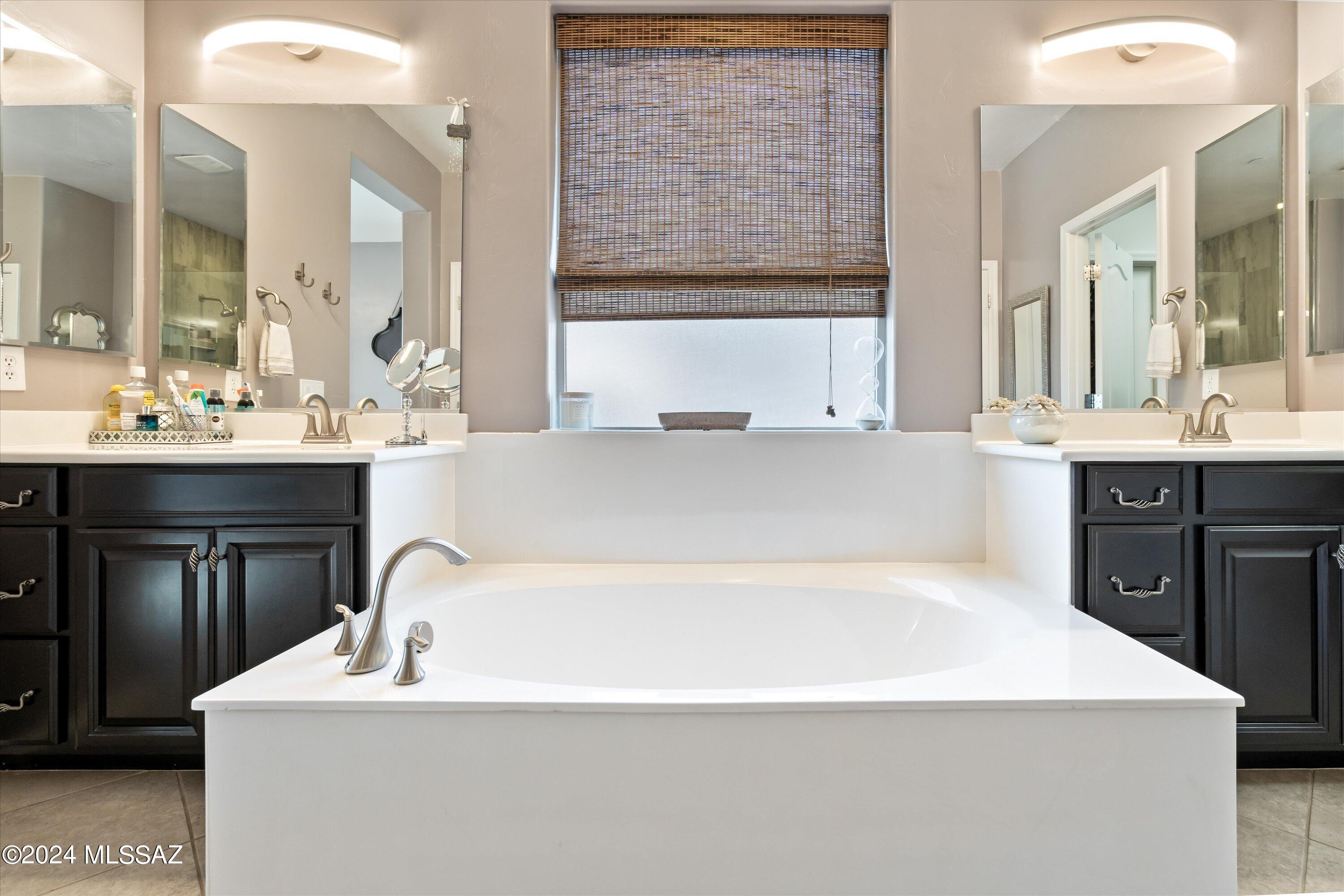 12442 N Summer Wind Drive