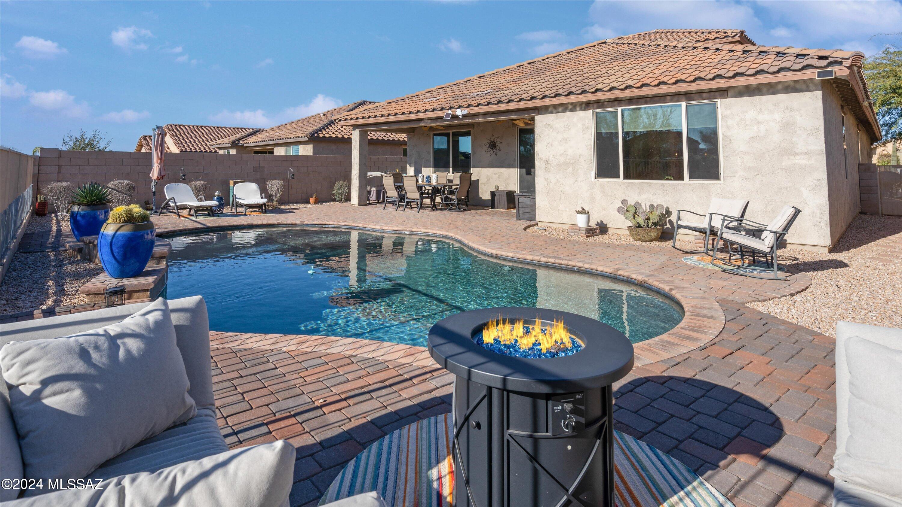 12442 N Summer Wind Drive