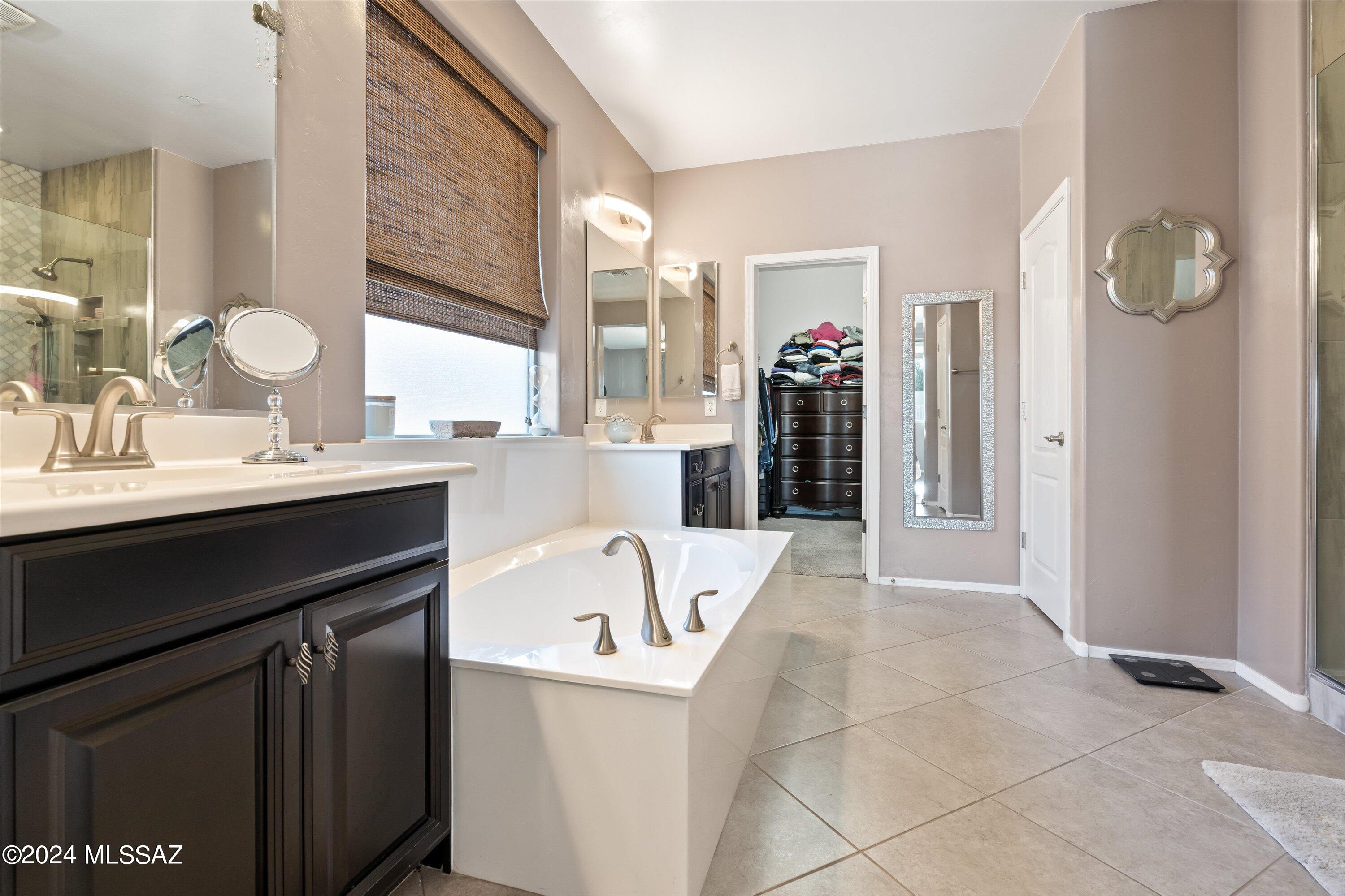 12442 N Summer Wind Drive