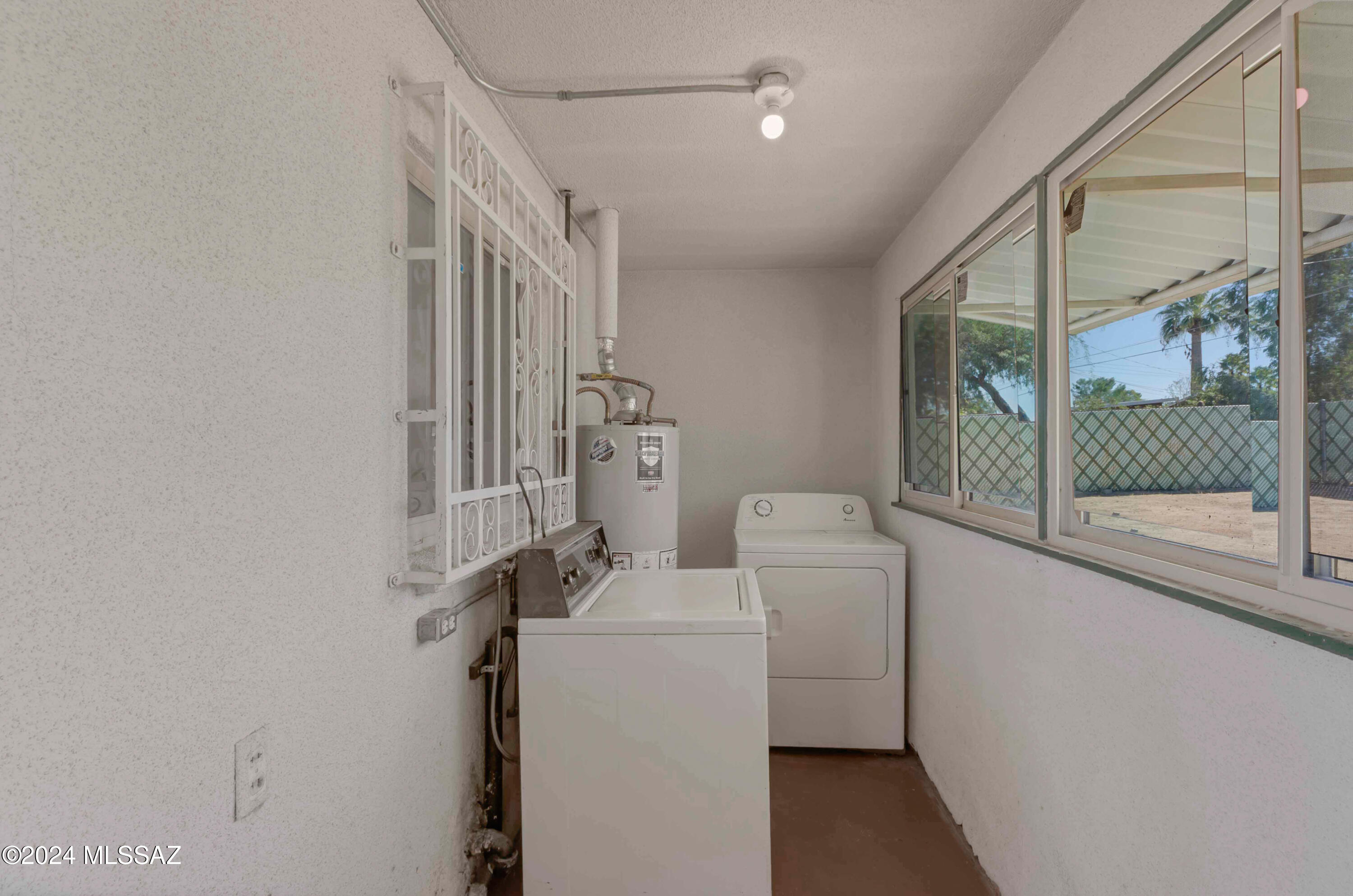 2626 E Towner Street