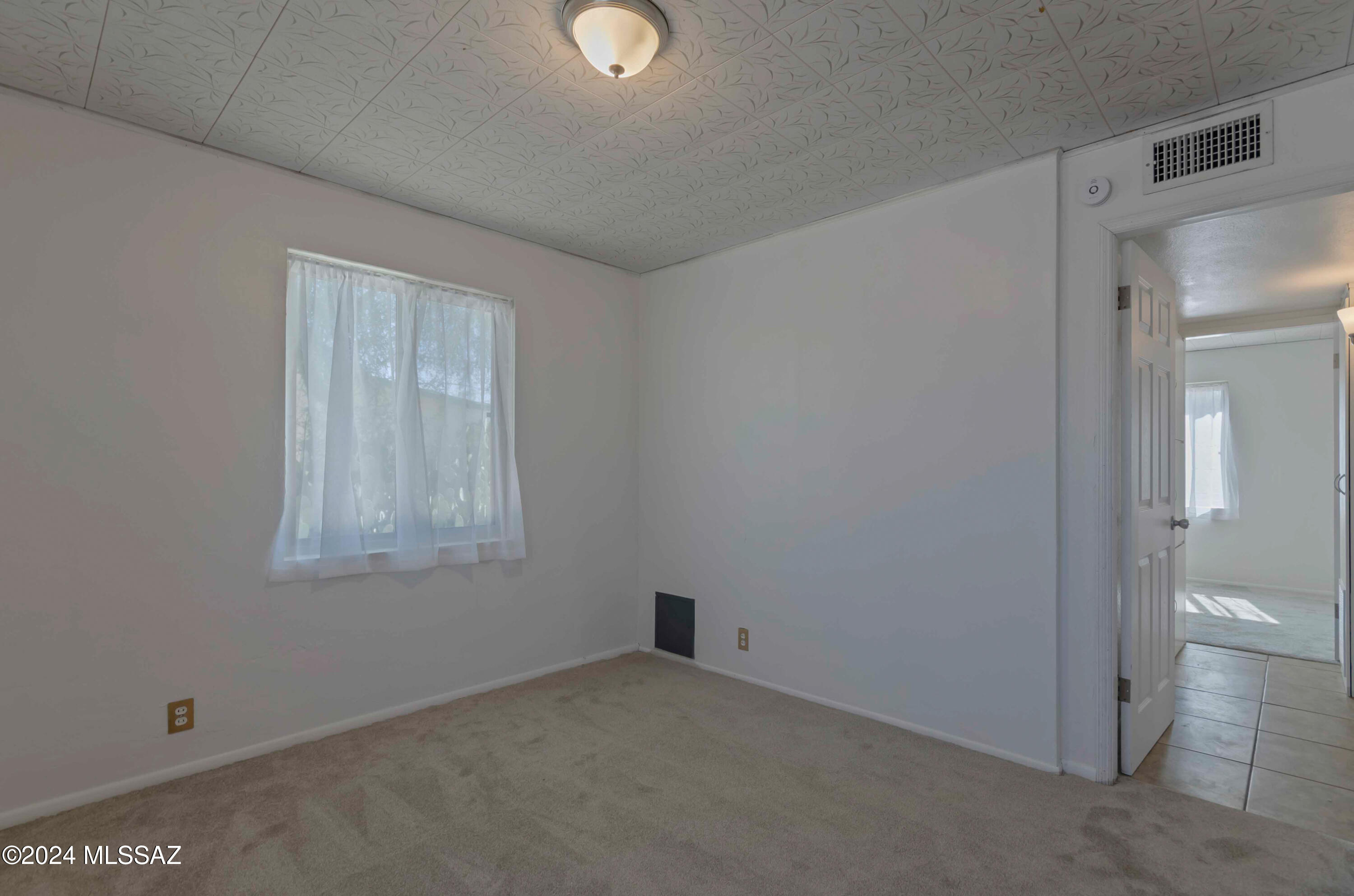 2626 E Towner Street