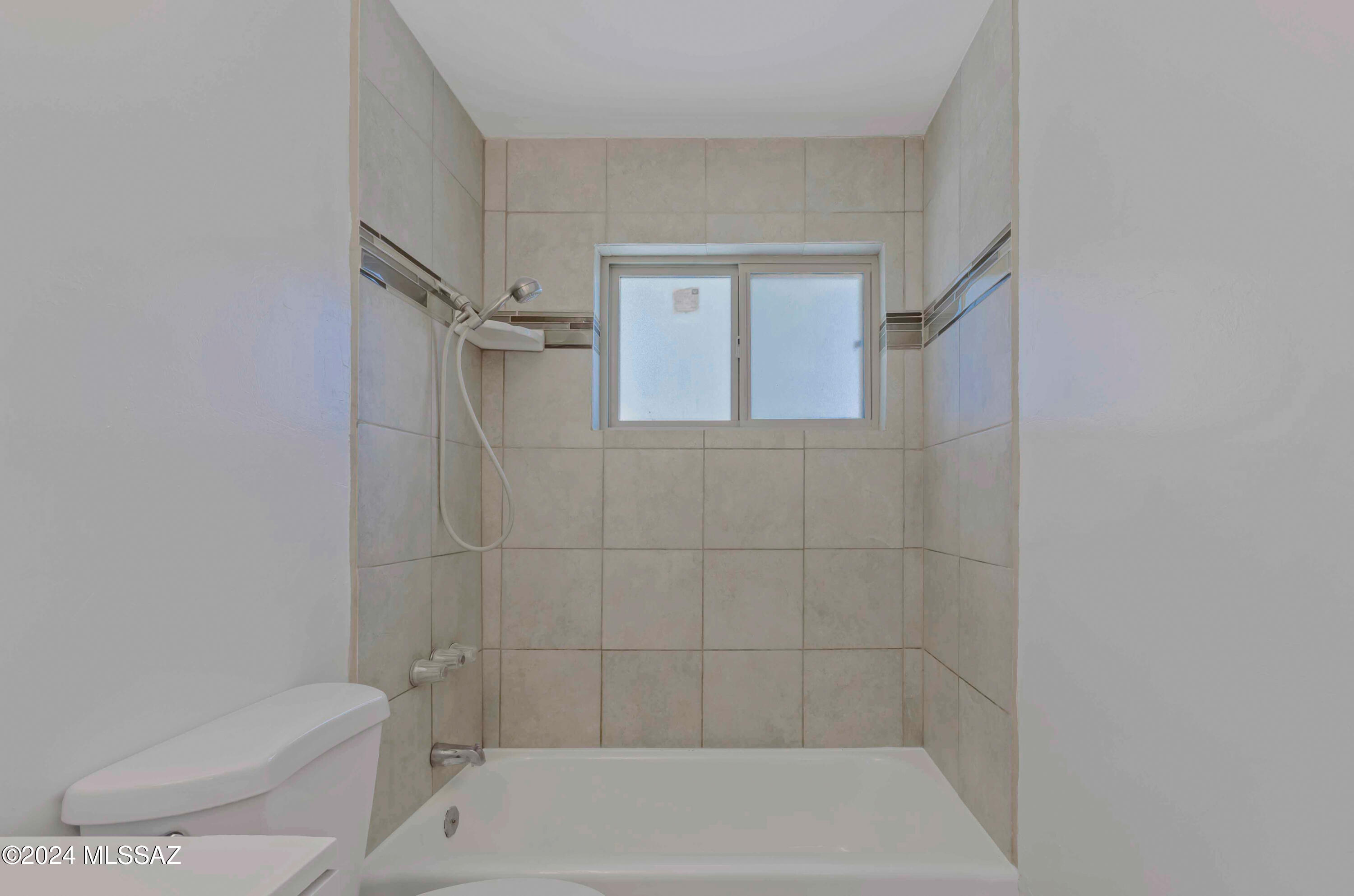 2626 E Towner Street