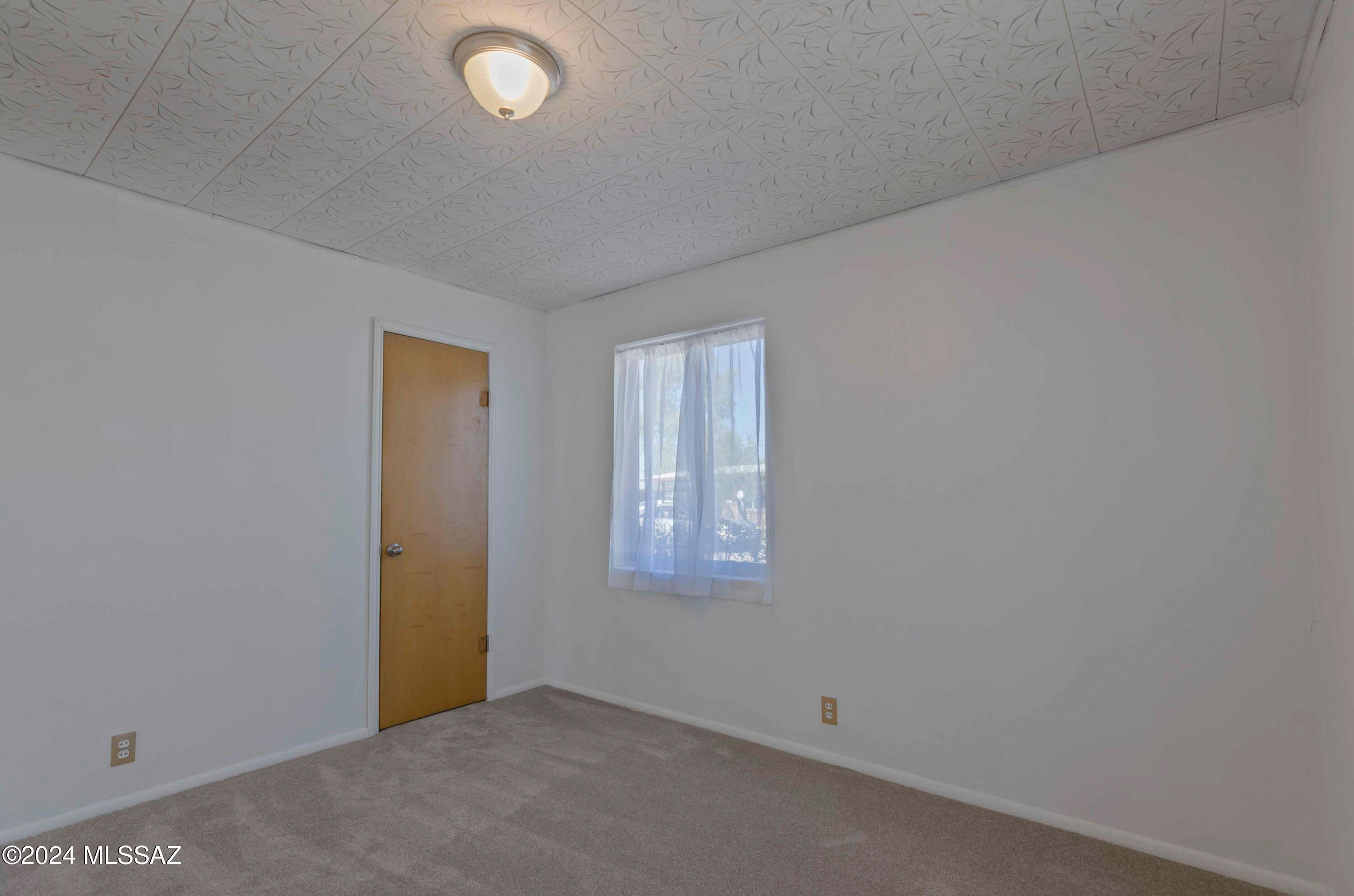 2626 E Towner Street