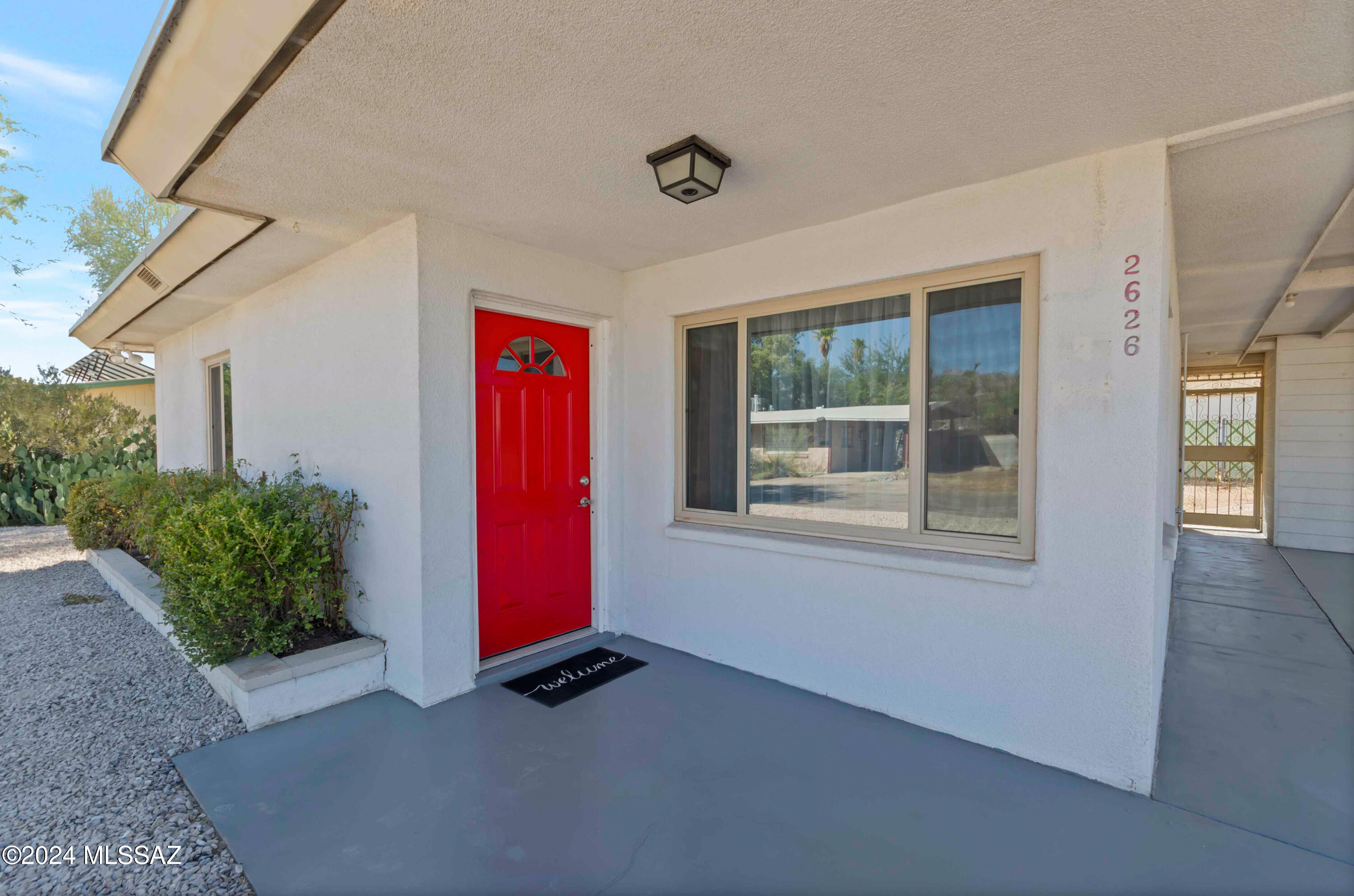 2626 E Towner Street