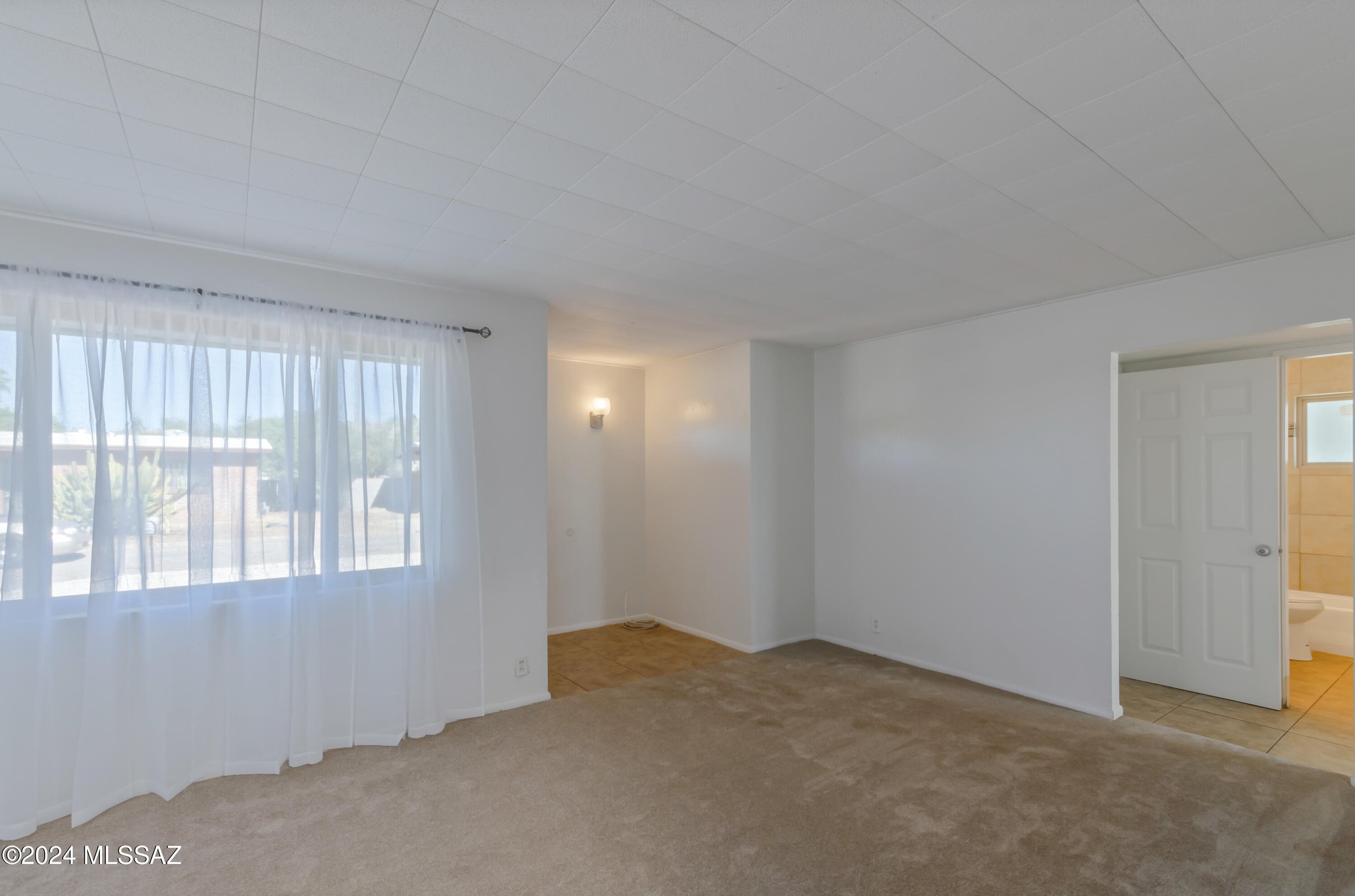 2626 E Towner Street