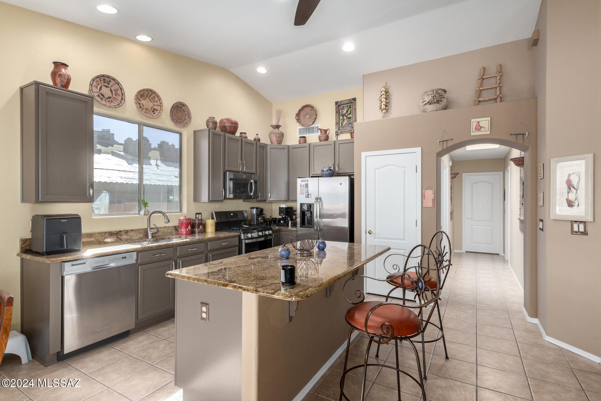 11890 N Crescendo Drive