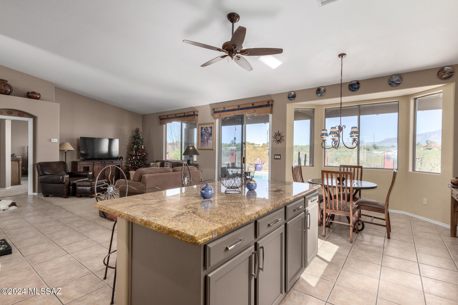 11890 N Crescendo Drive