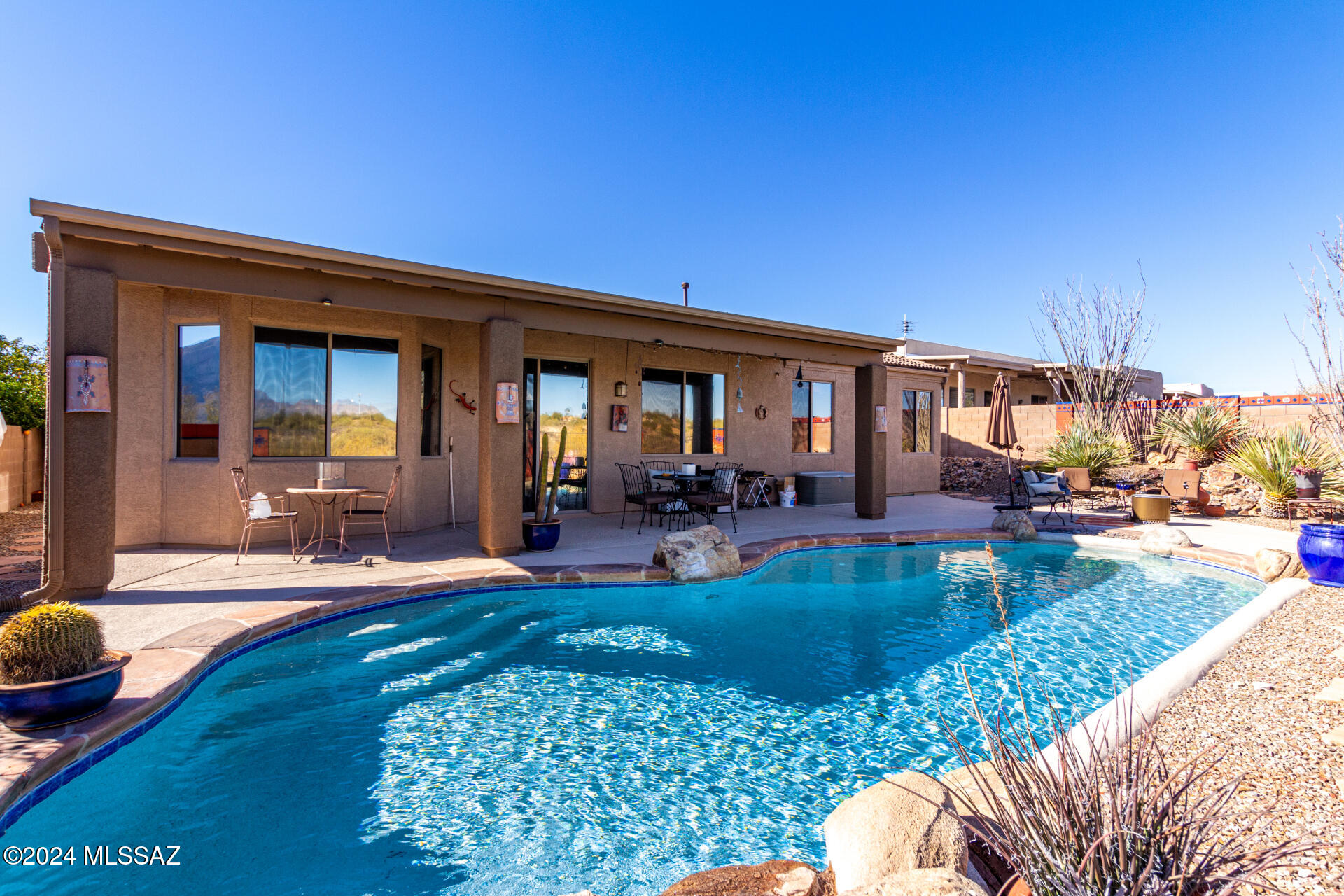 11890 N Crescendo Drive