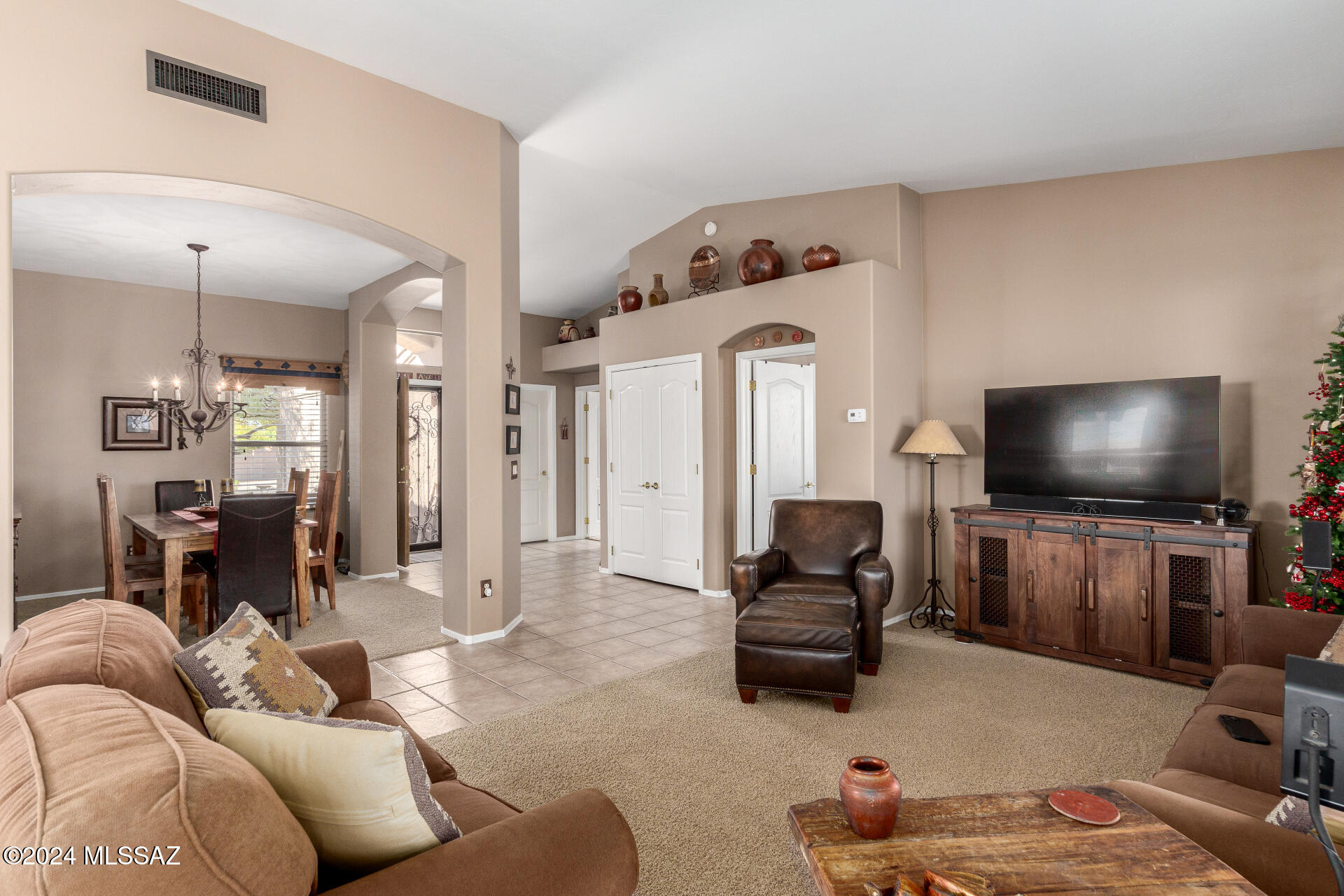 11890 N Crescendo Drive