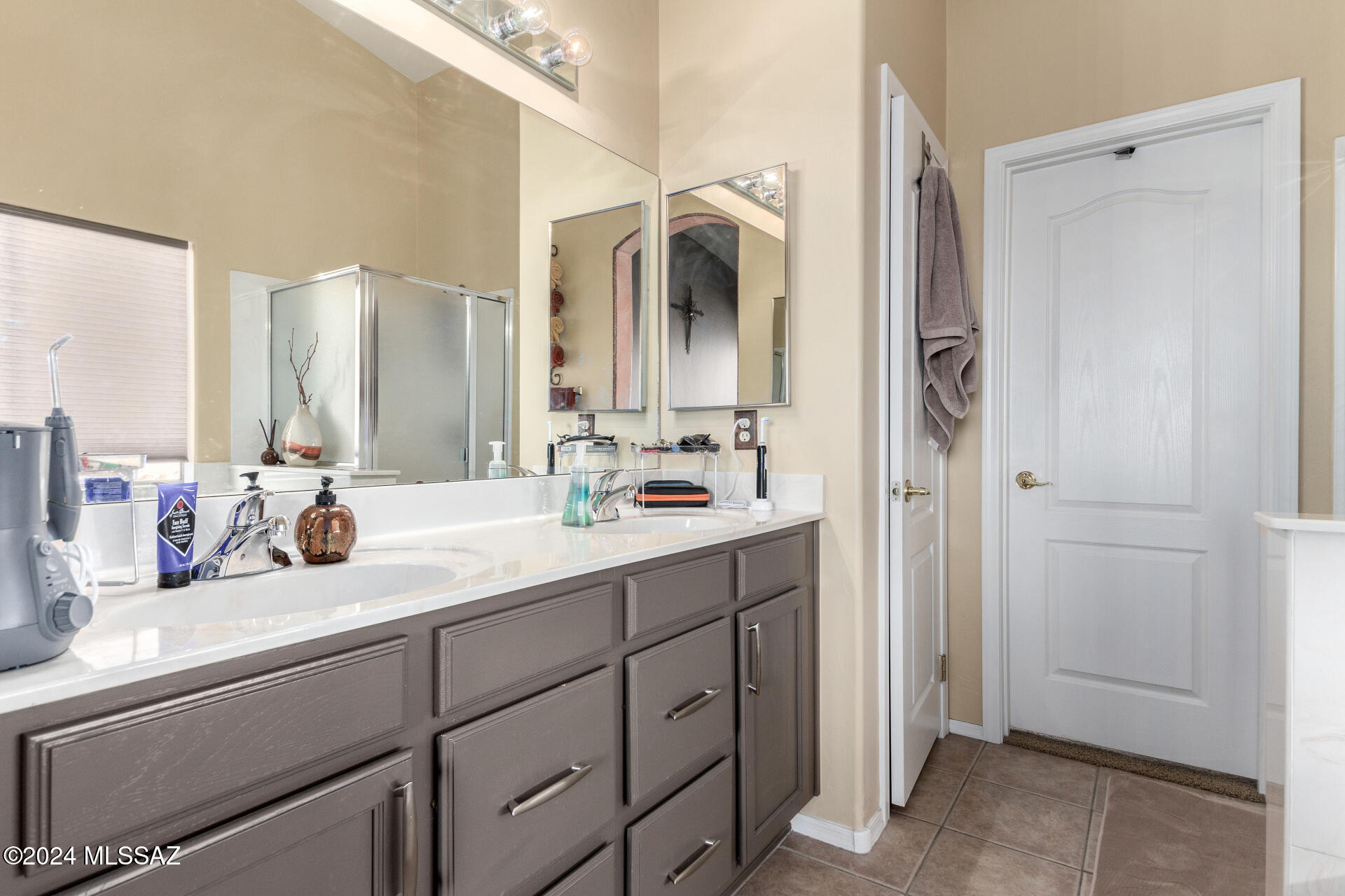 11890 N Crescendo Drive