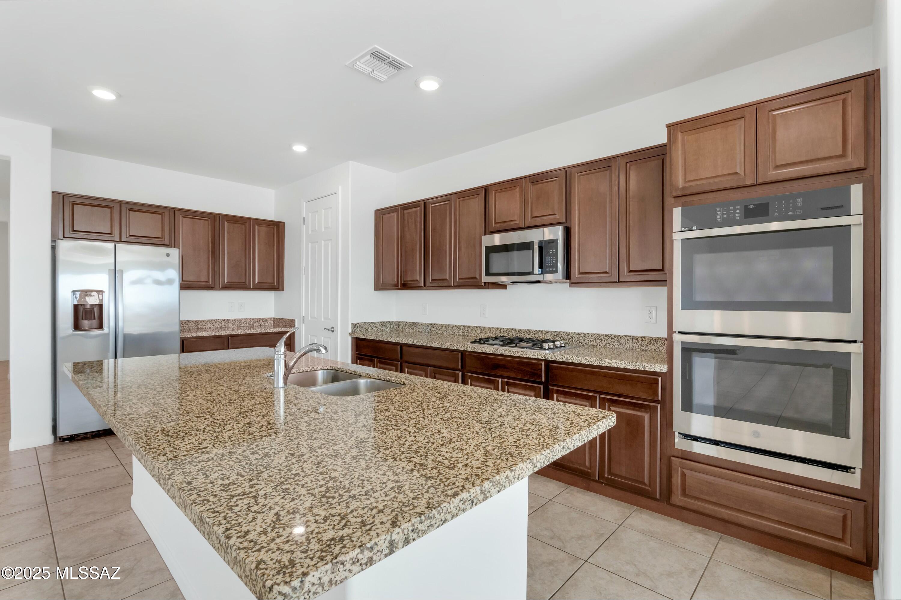 2985 W Chalfont Drive