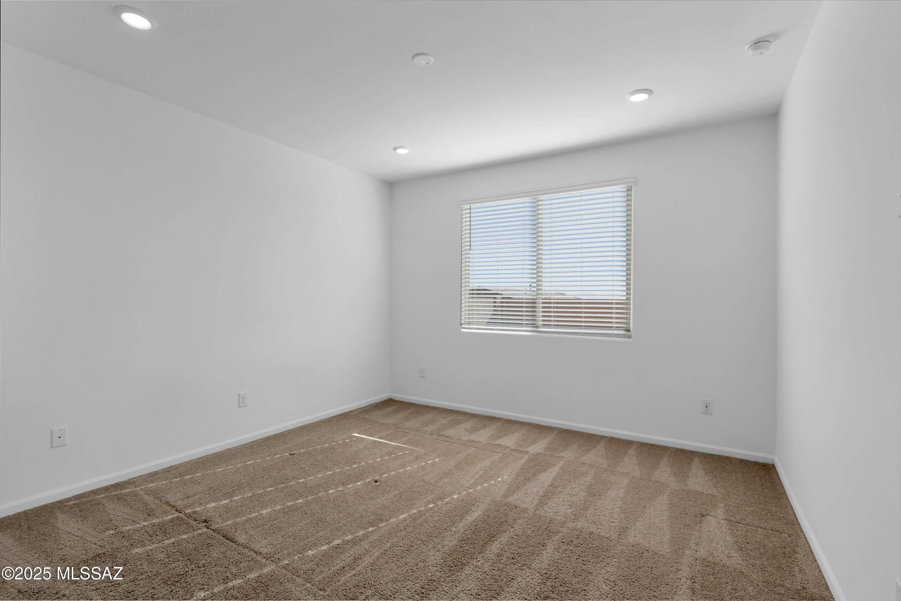 2985 W Chalfont Drive