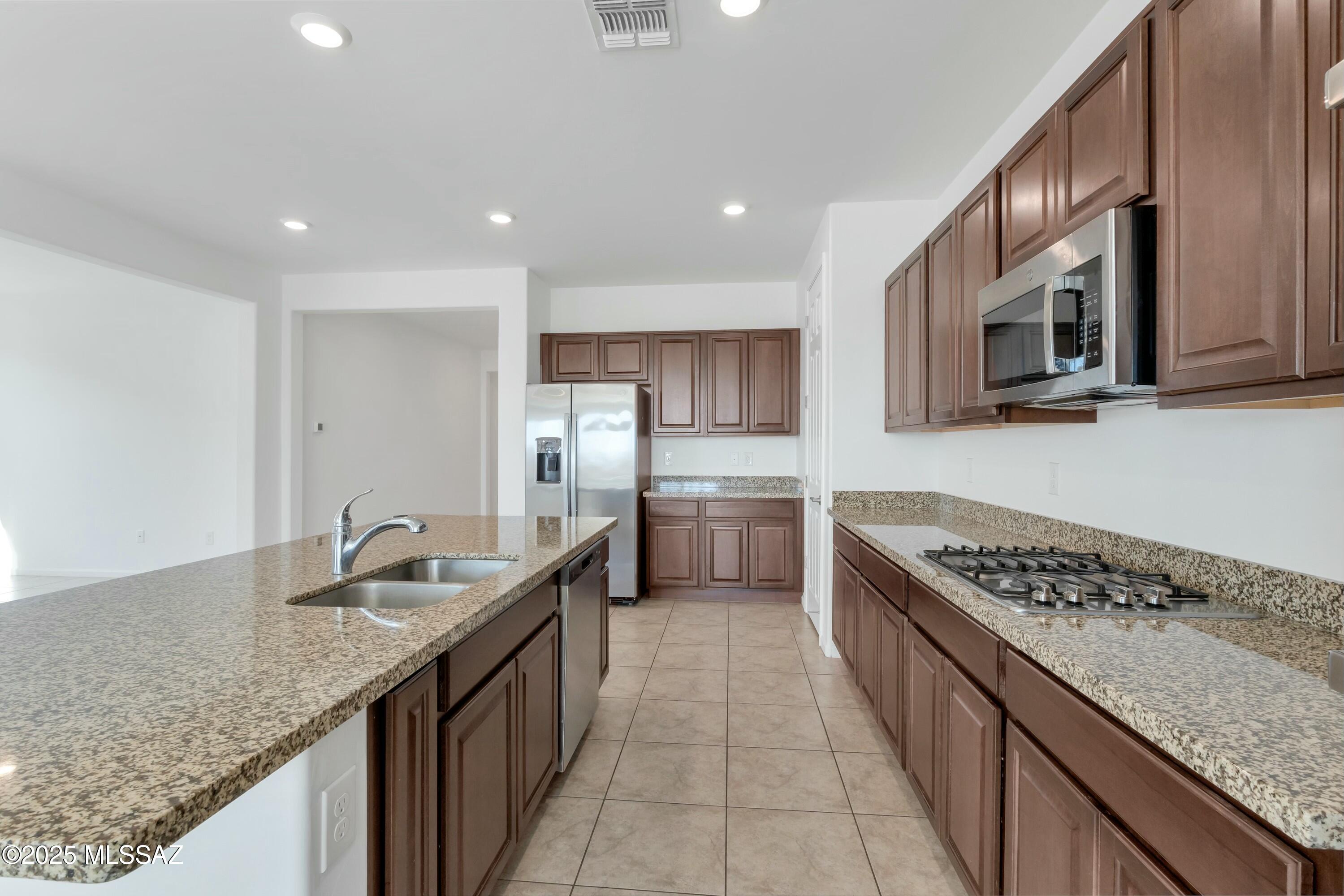 2985 W Chalfont Drive