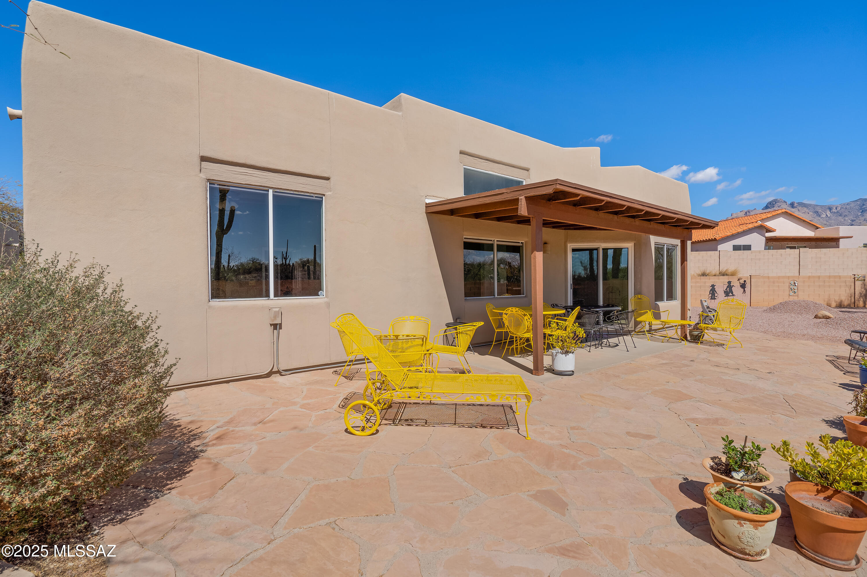 596 E Wine Plum Drive