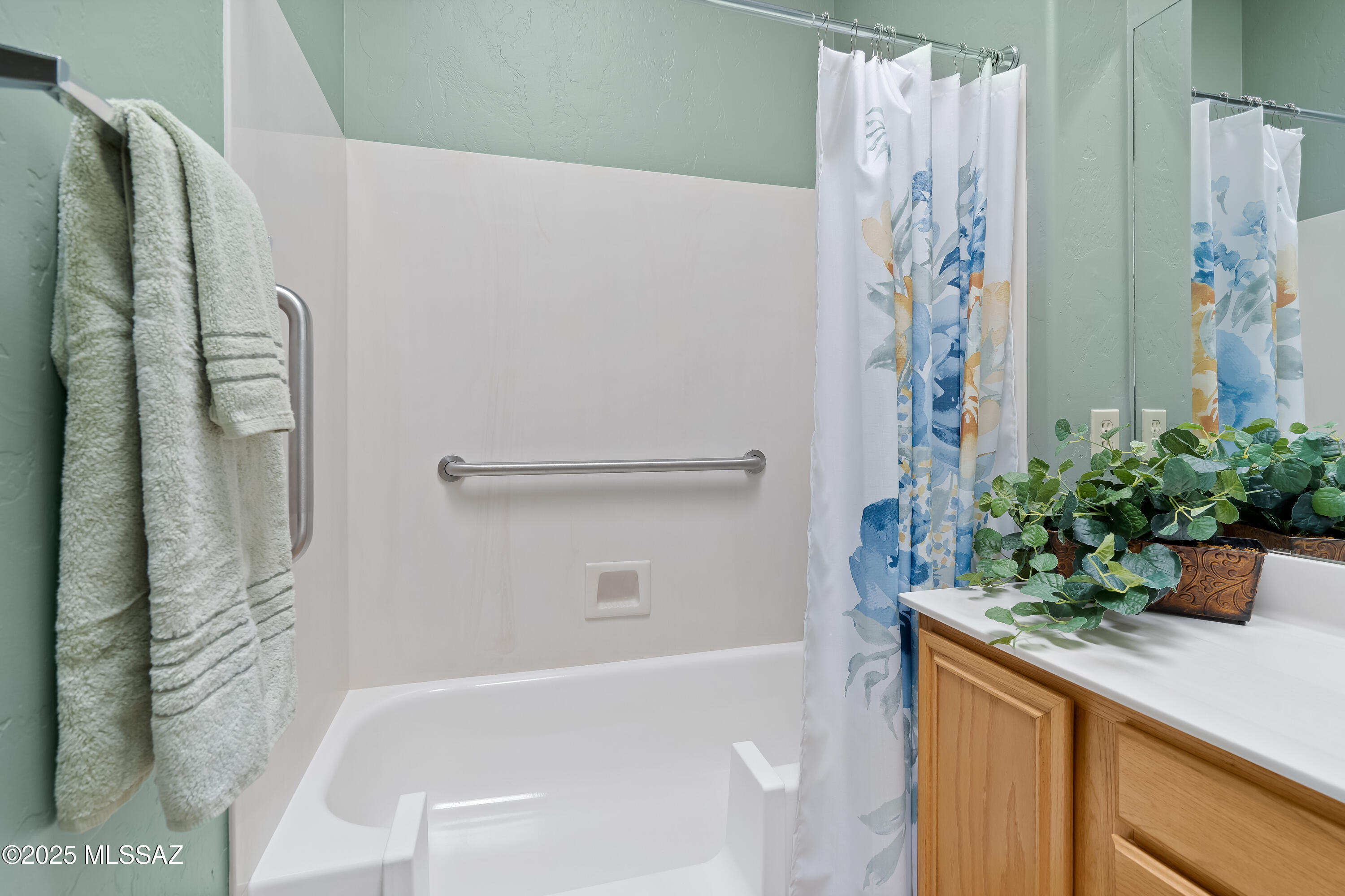 596 E Wine Plum Drive