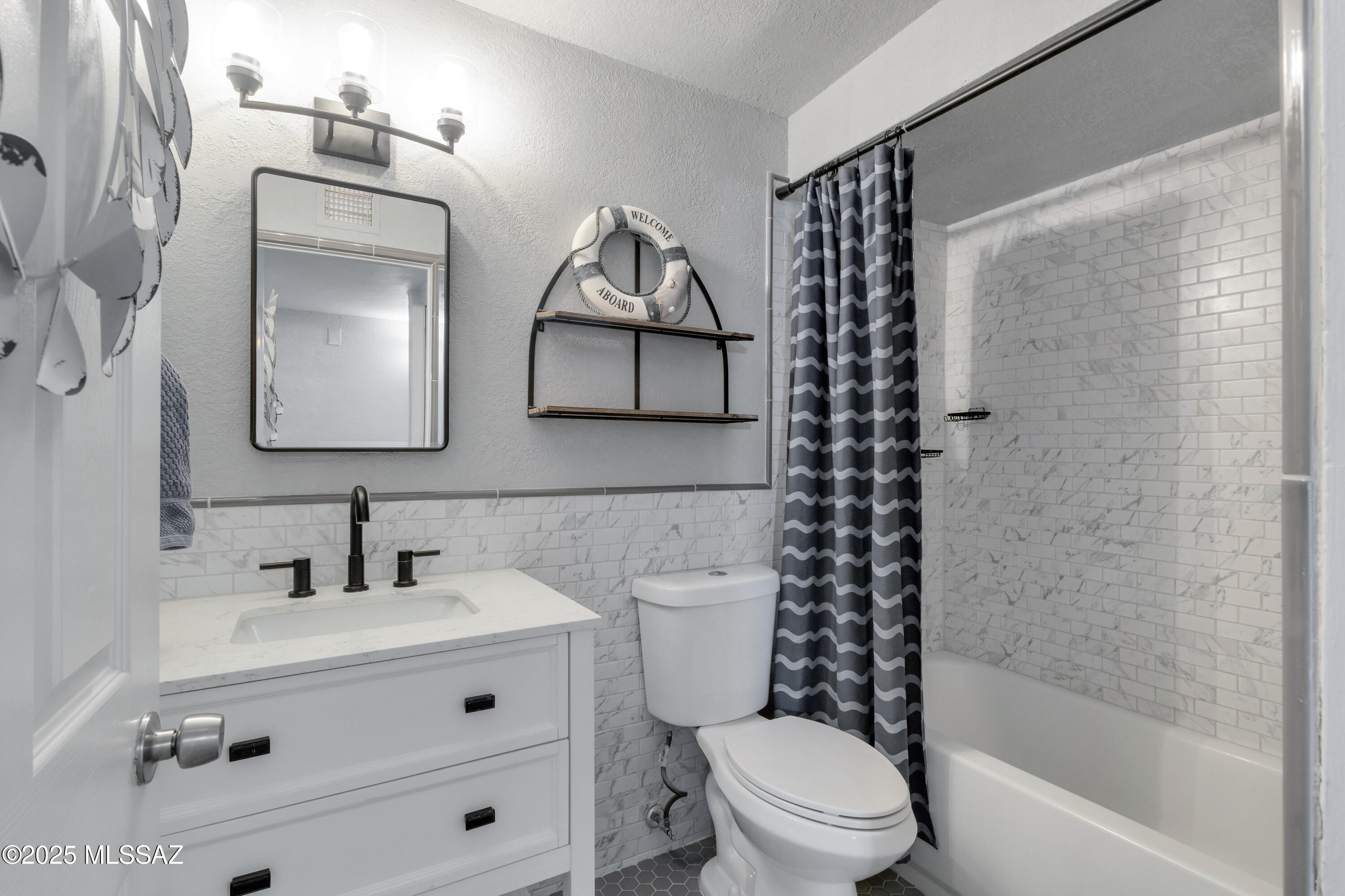 4685 S Martin Avenue