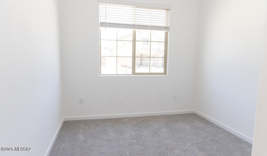 765 W Calle Las Varitas