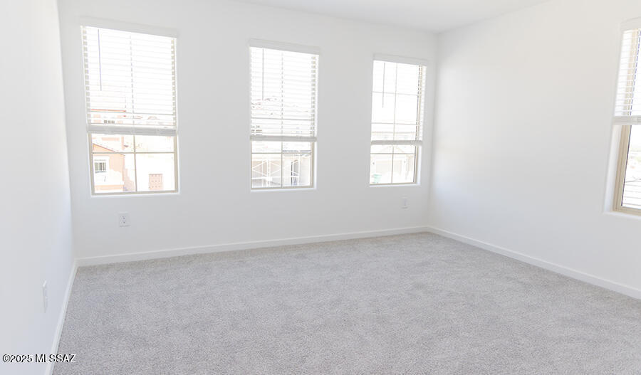 765 W Calle Las Varitas