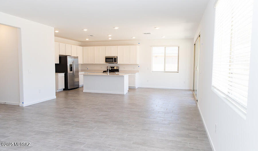 765 W Calle Las Varitas