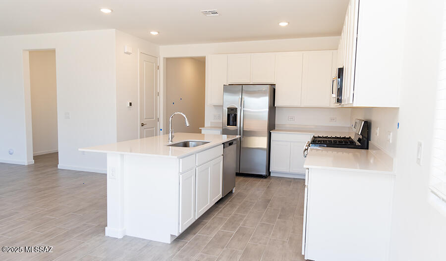 765 W Calle Las Varitas