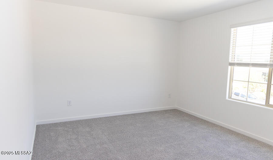 765 W Calle Las Varitas