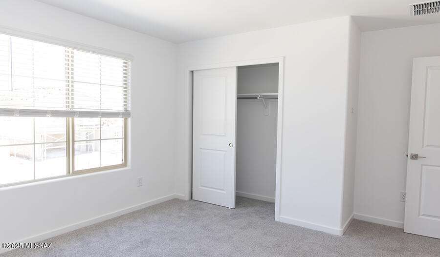 765 W Calle Las Varitas