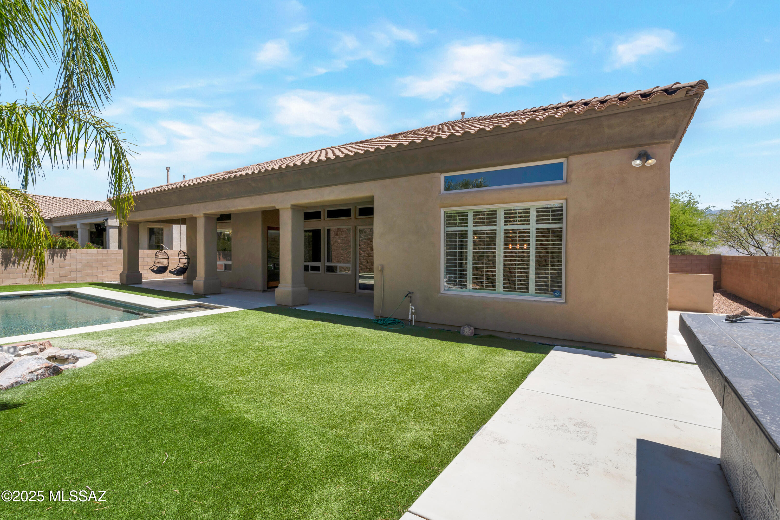 12825 N Mystic View Place