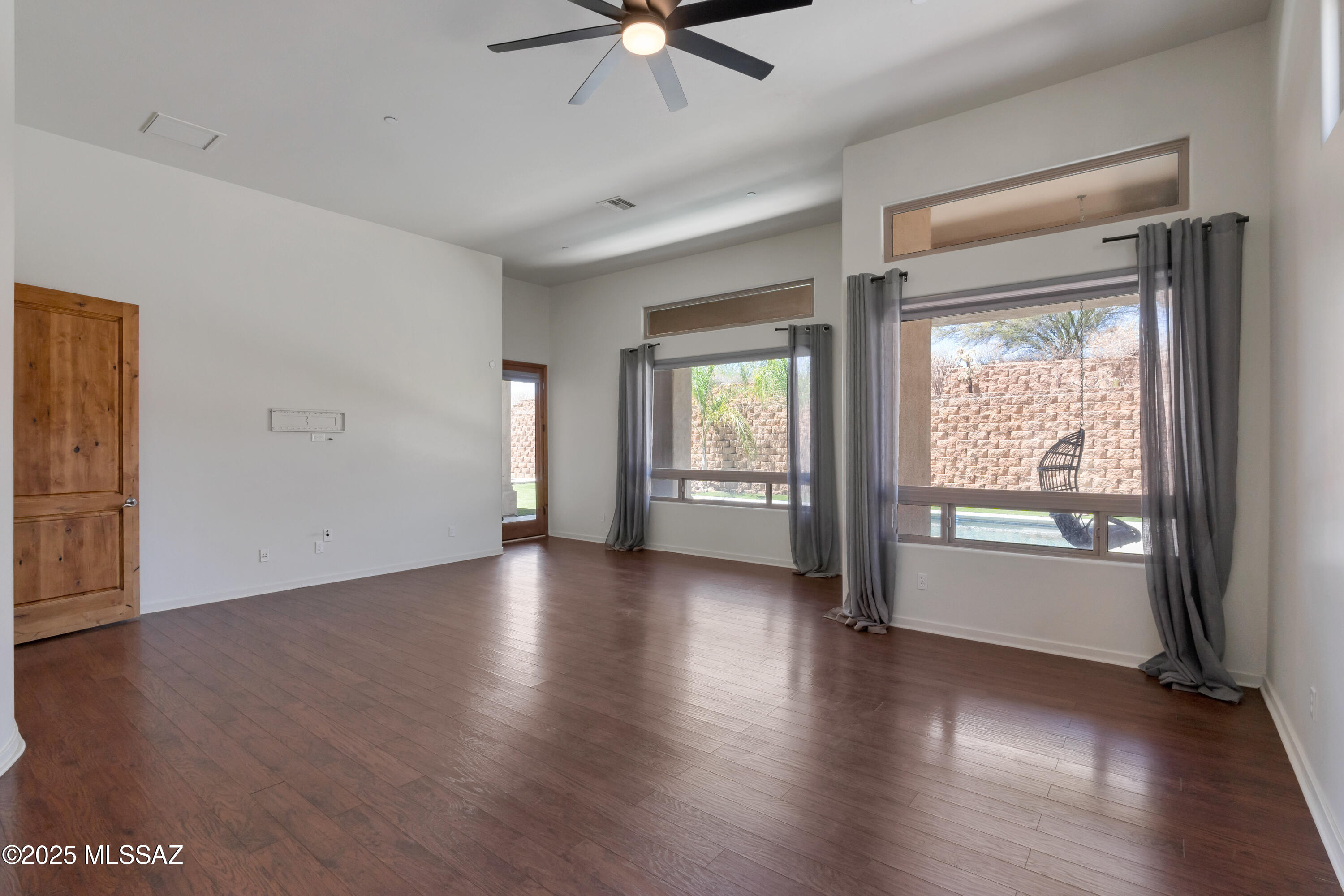 12825 N Mystic View Place