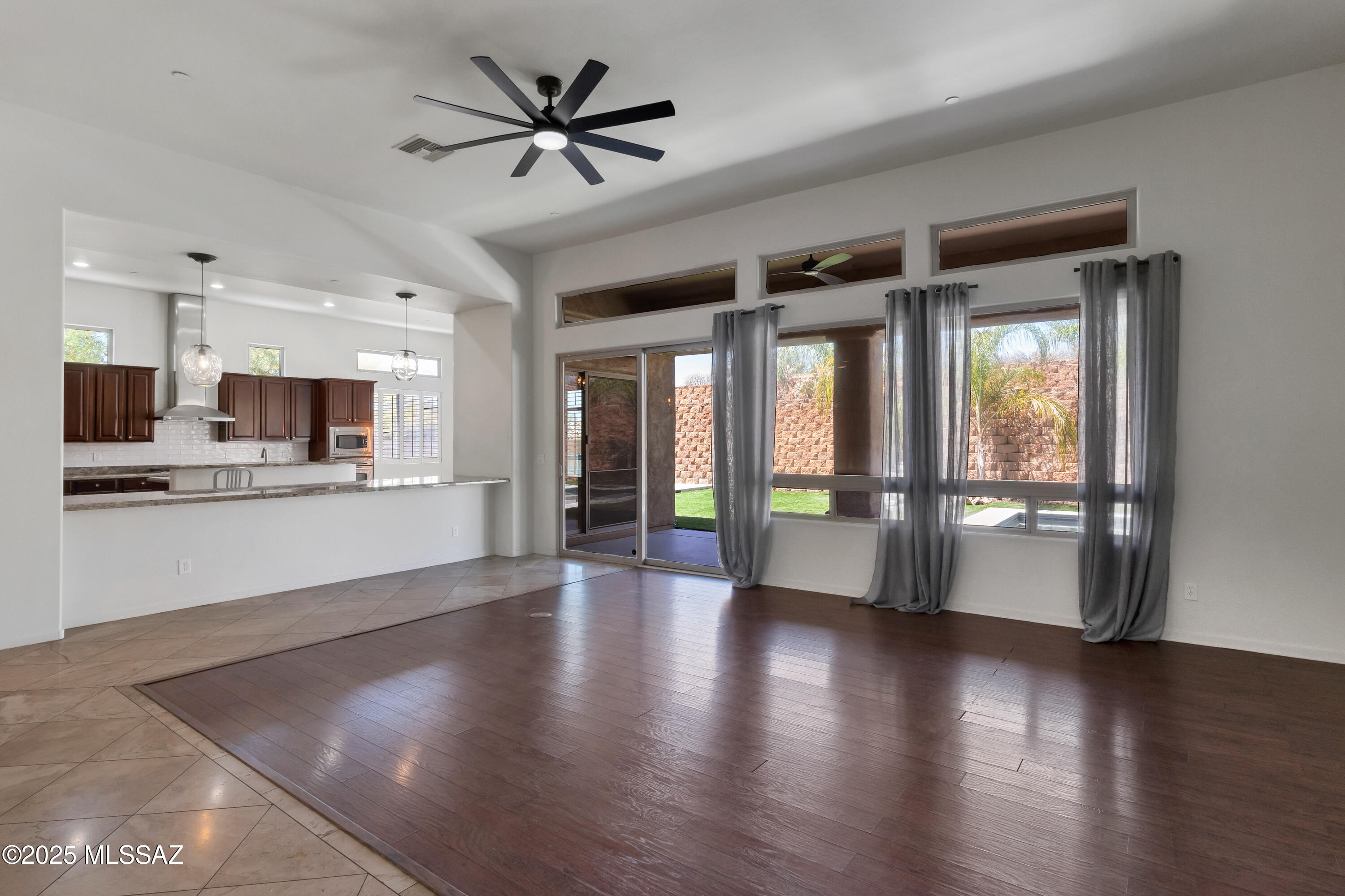 12825 N Mystic View Place