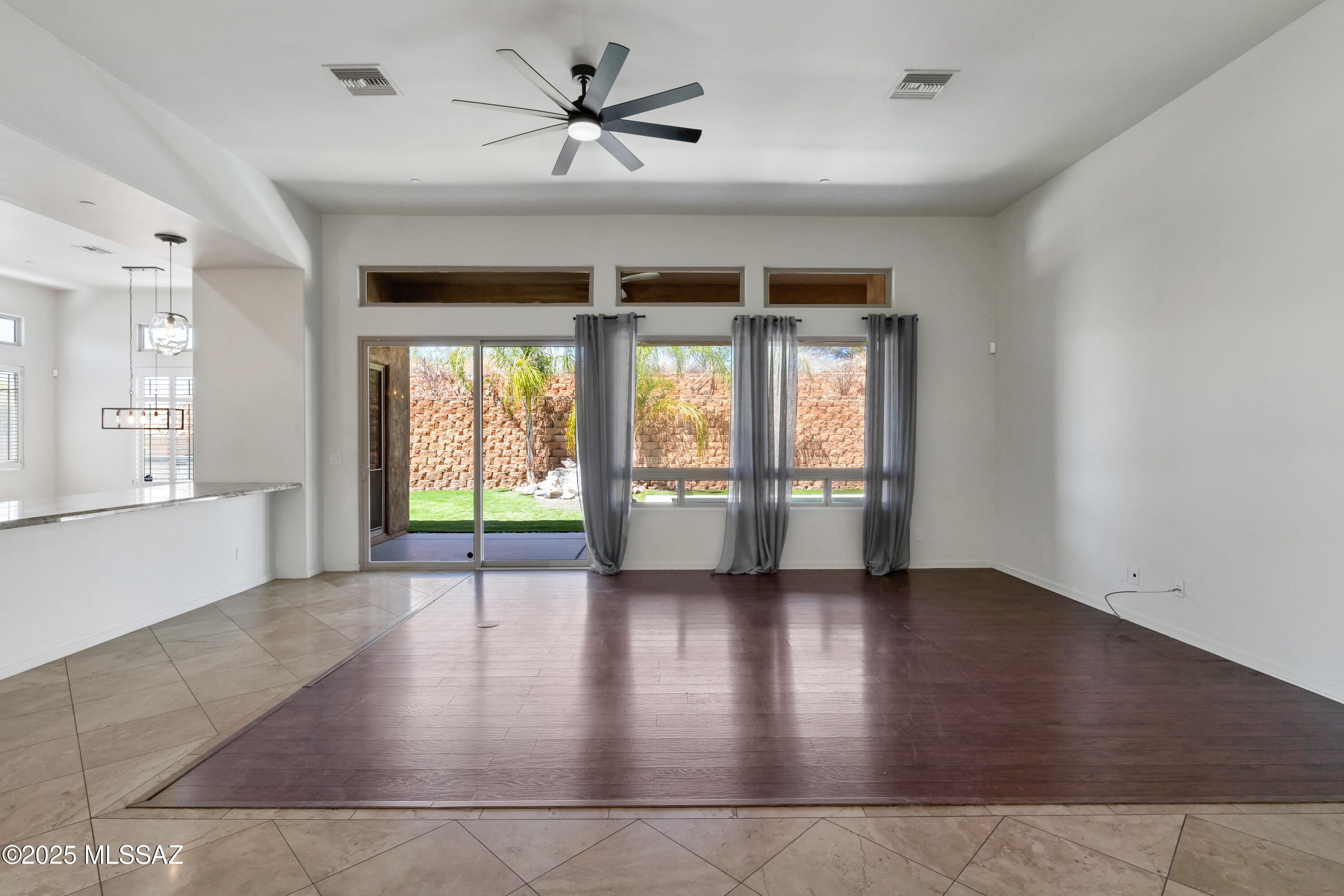 12825 N Mystic View Place