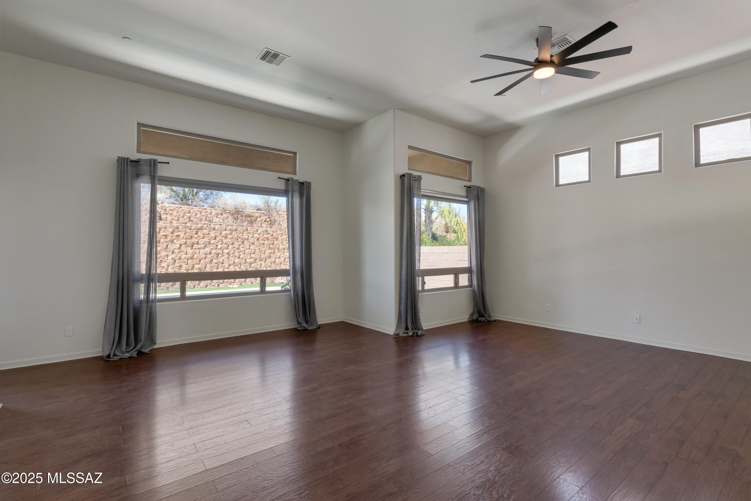 12825 N Mystic View Place