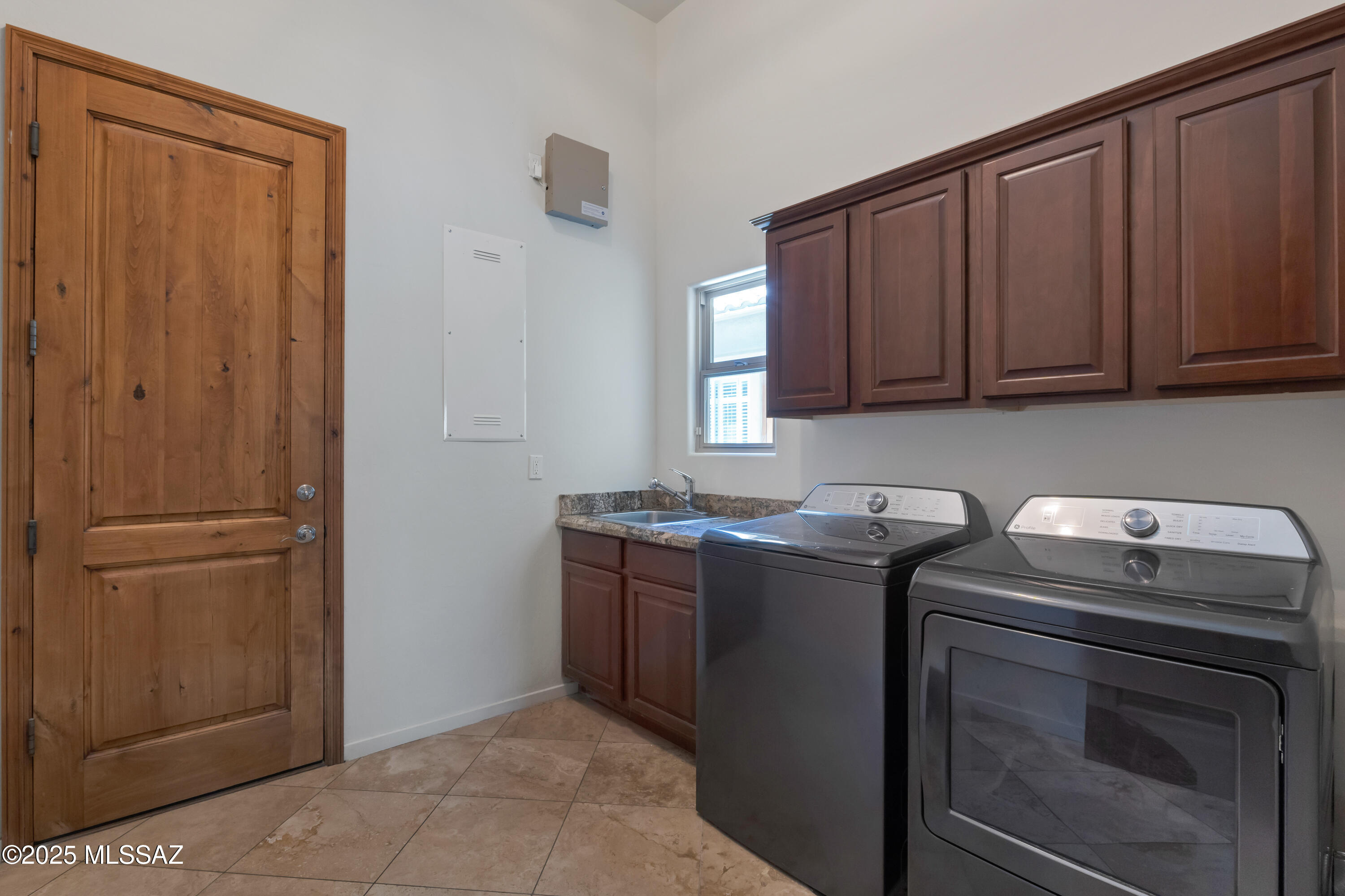 12825 N Mystic View Place